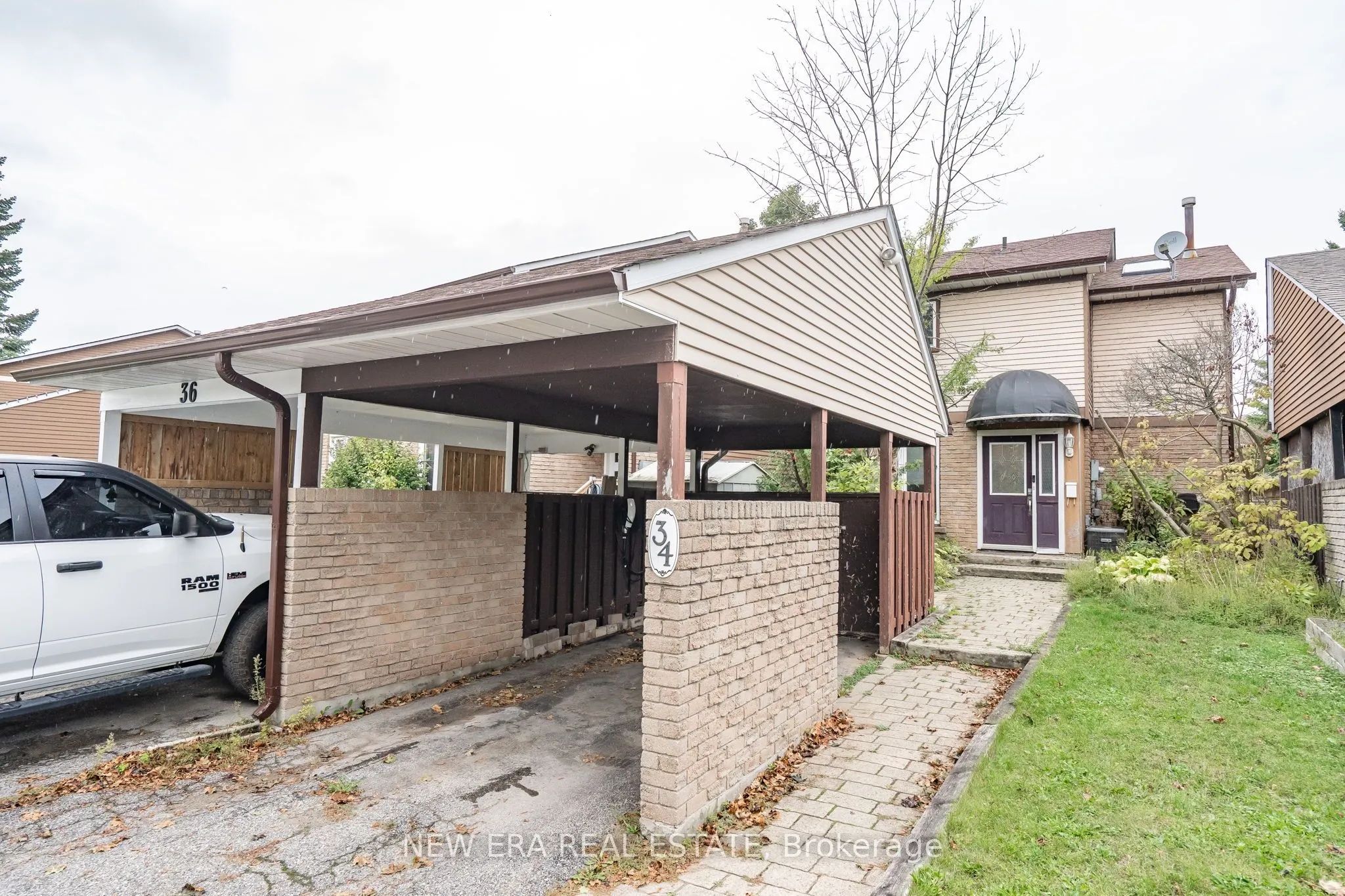 34 LAMPMAN Lane