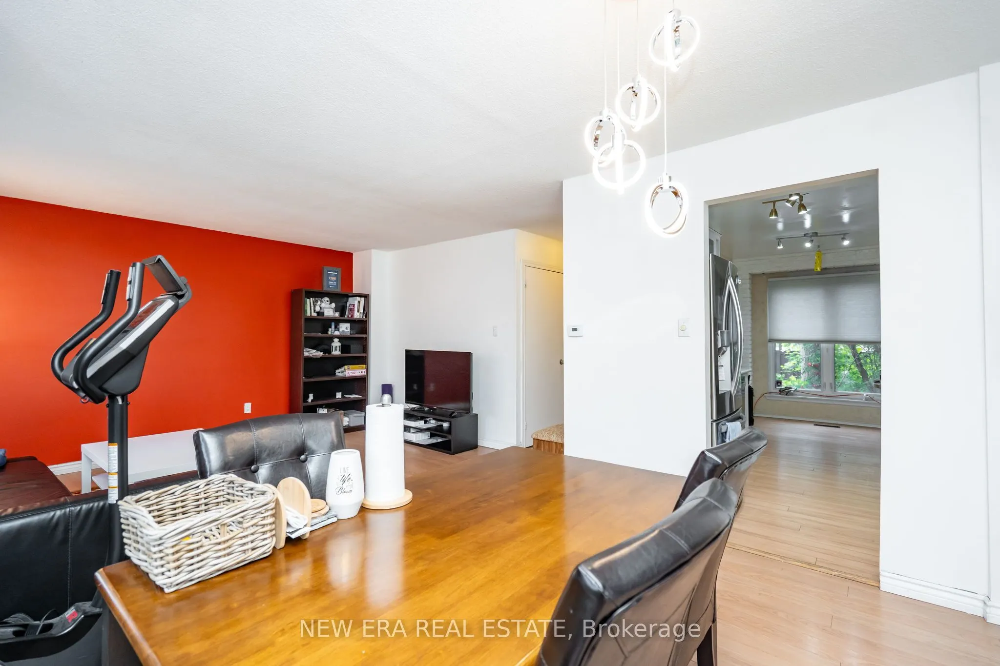 34 LAMPMAN Lane