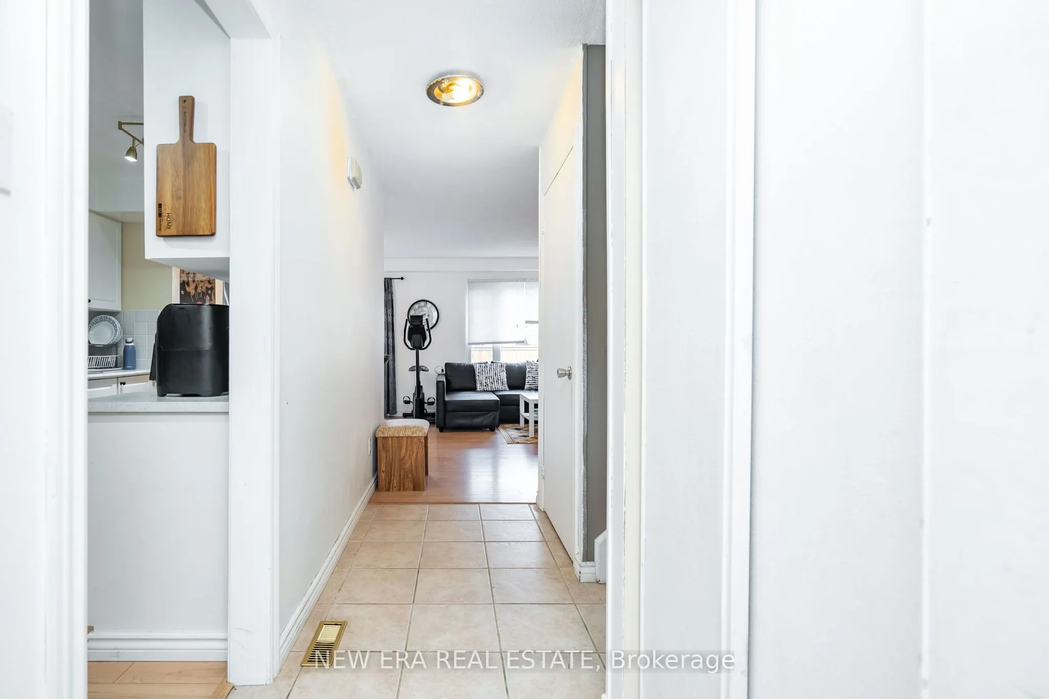 34 LAMPMAN Lane