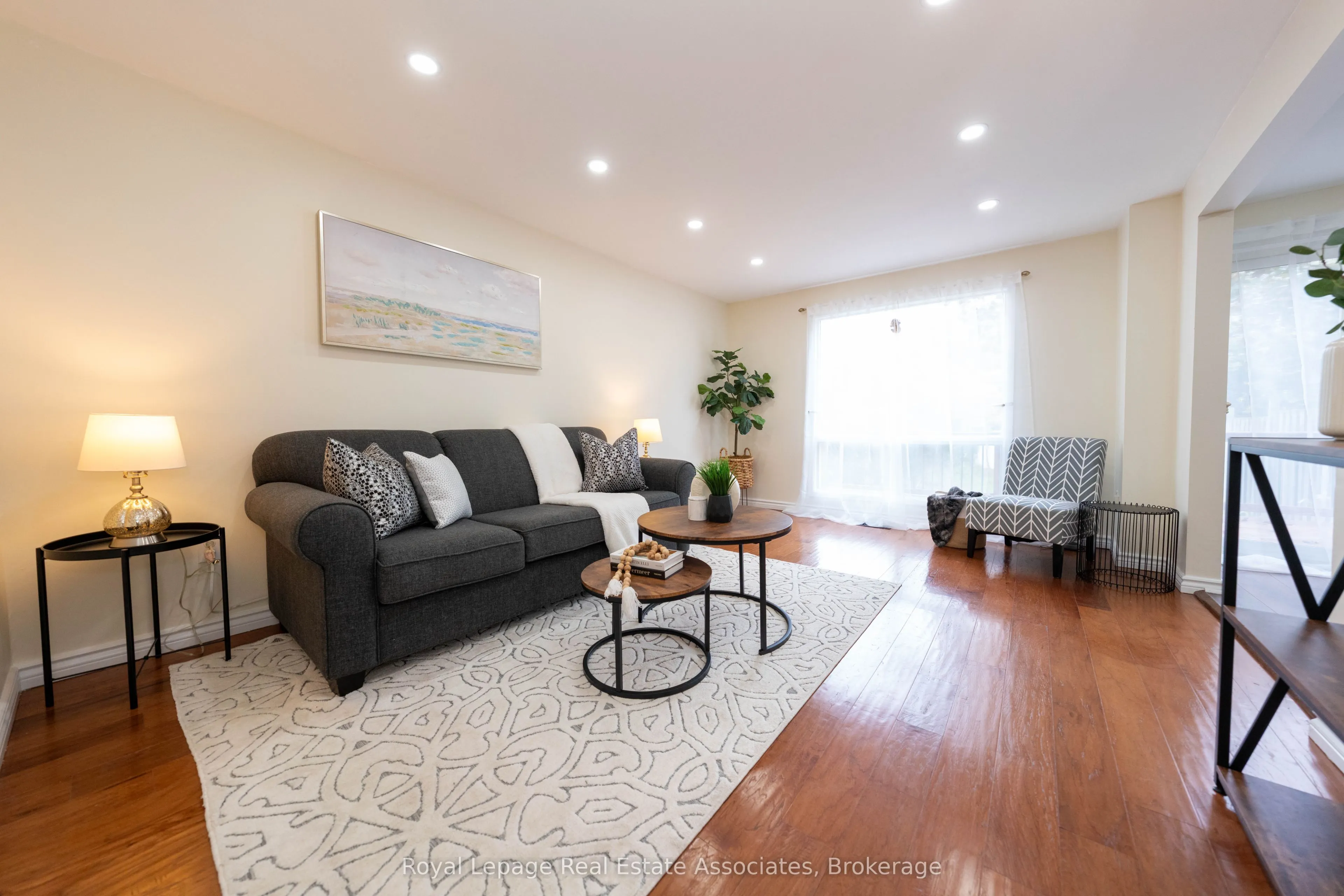 41 Barrett Crescent