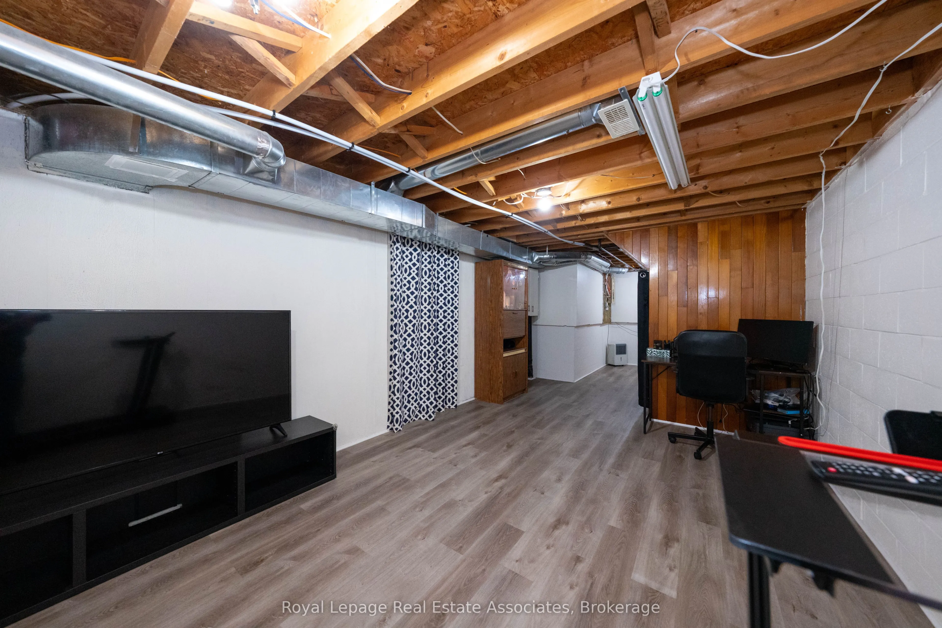41 Barrett Crescent