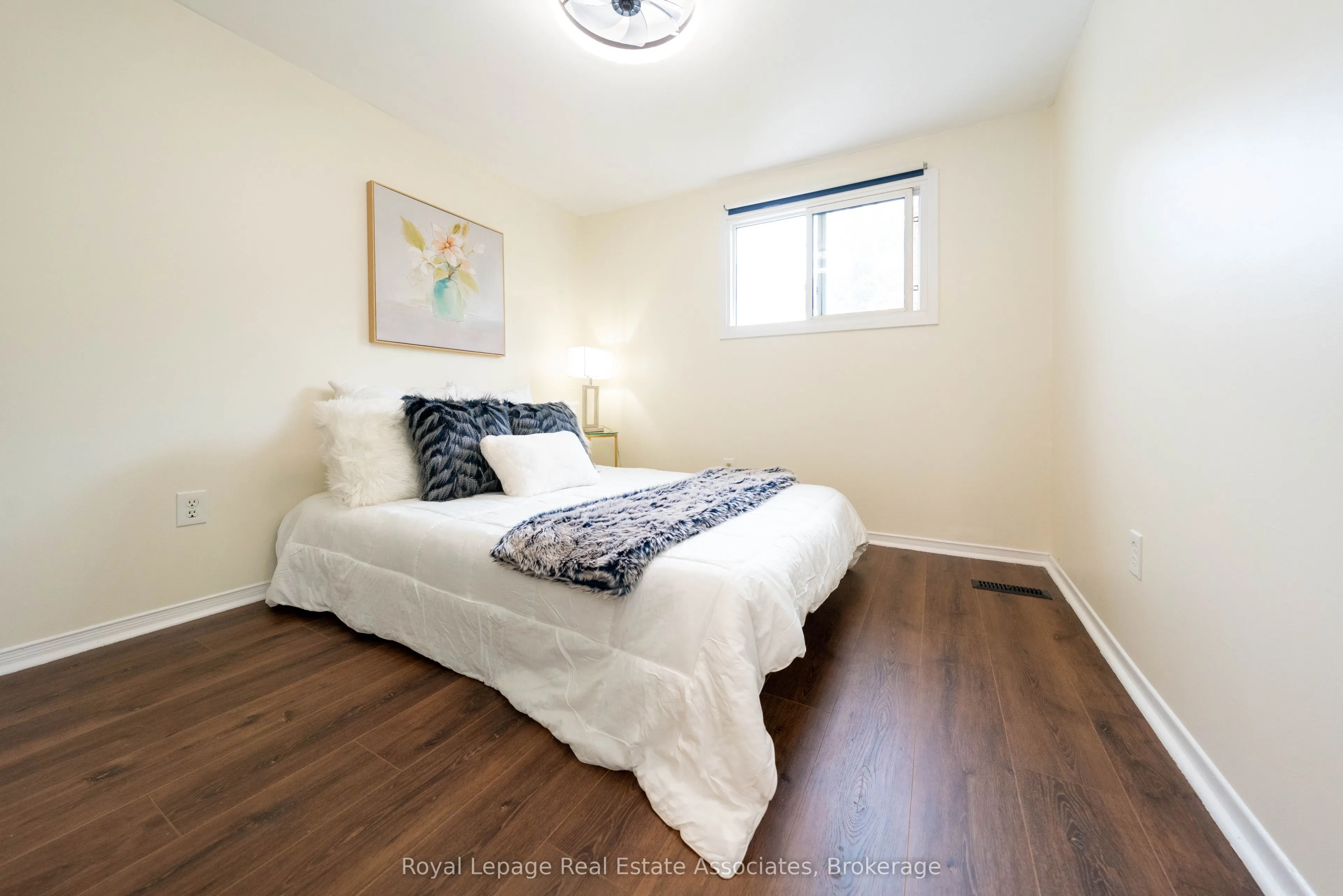 41 Barrett Crescent