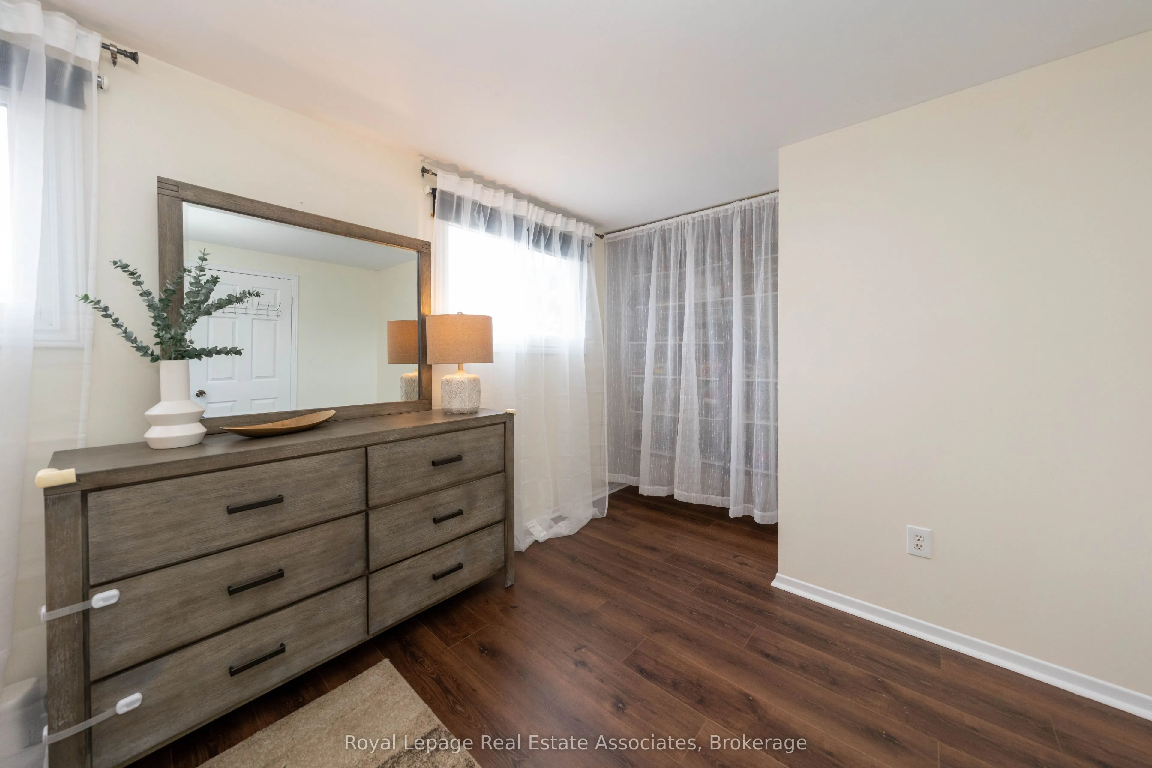 41 Barrett Crescent