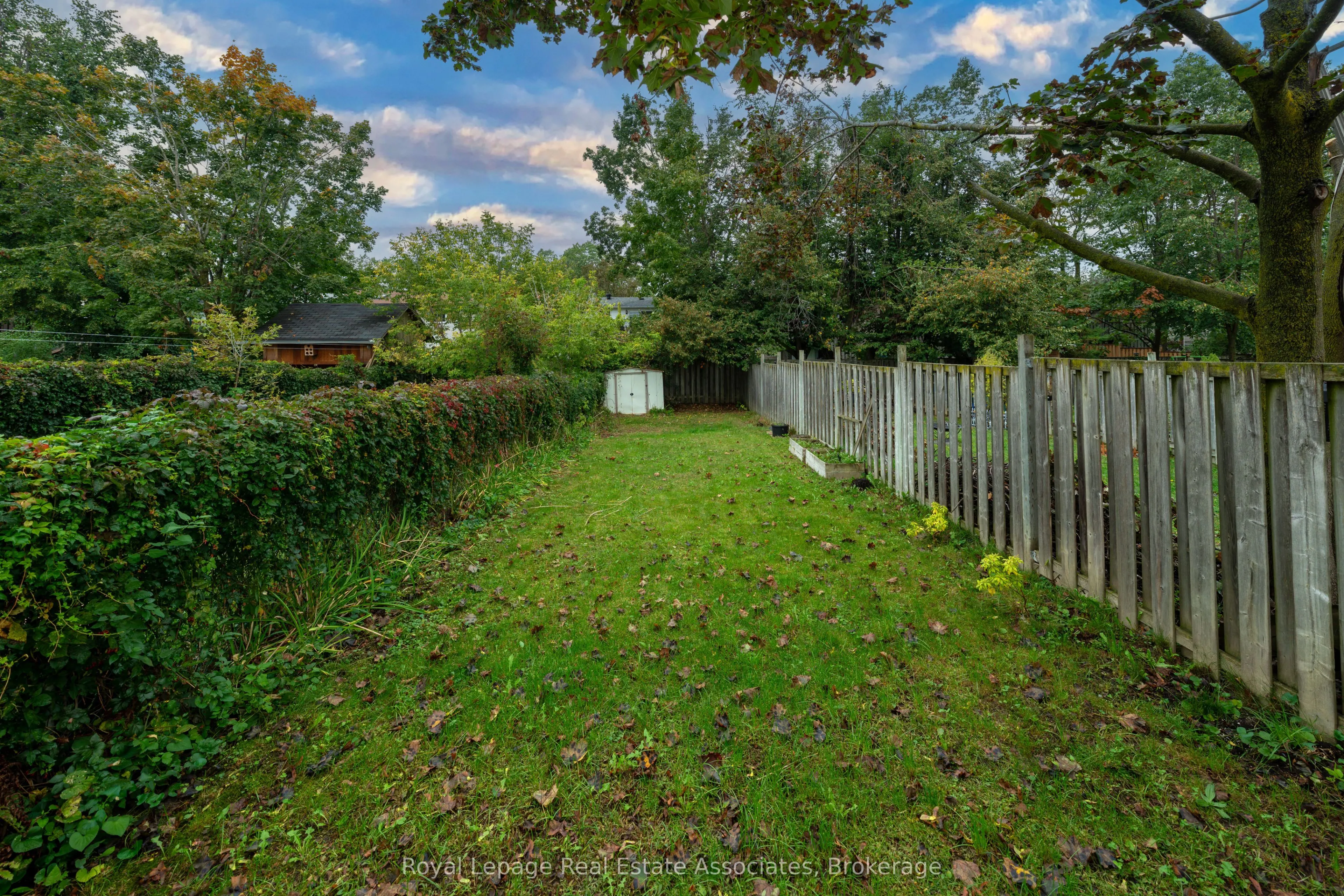 41 Barrett Crescent