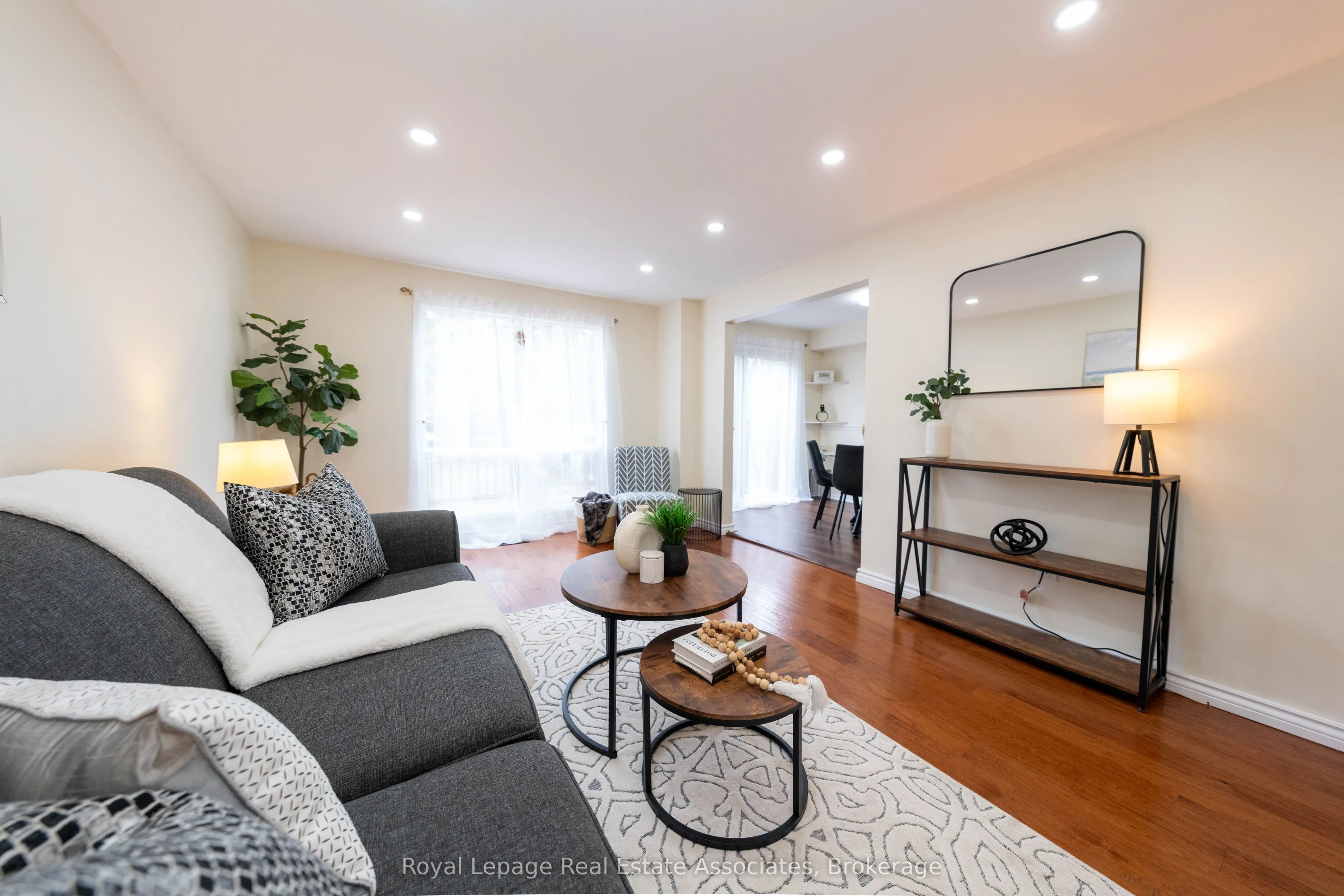 41 Barrett Crescent