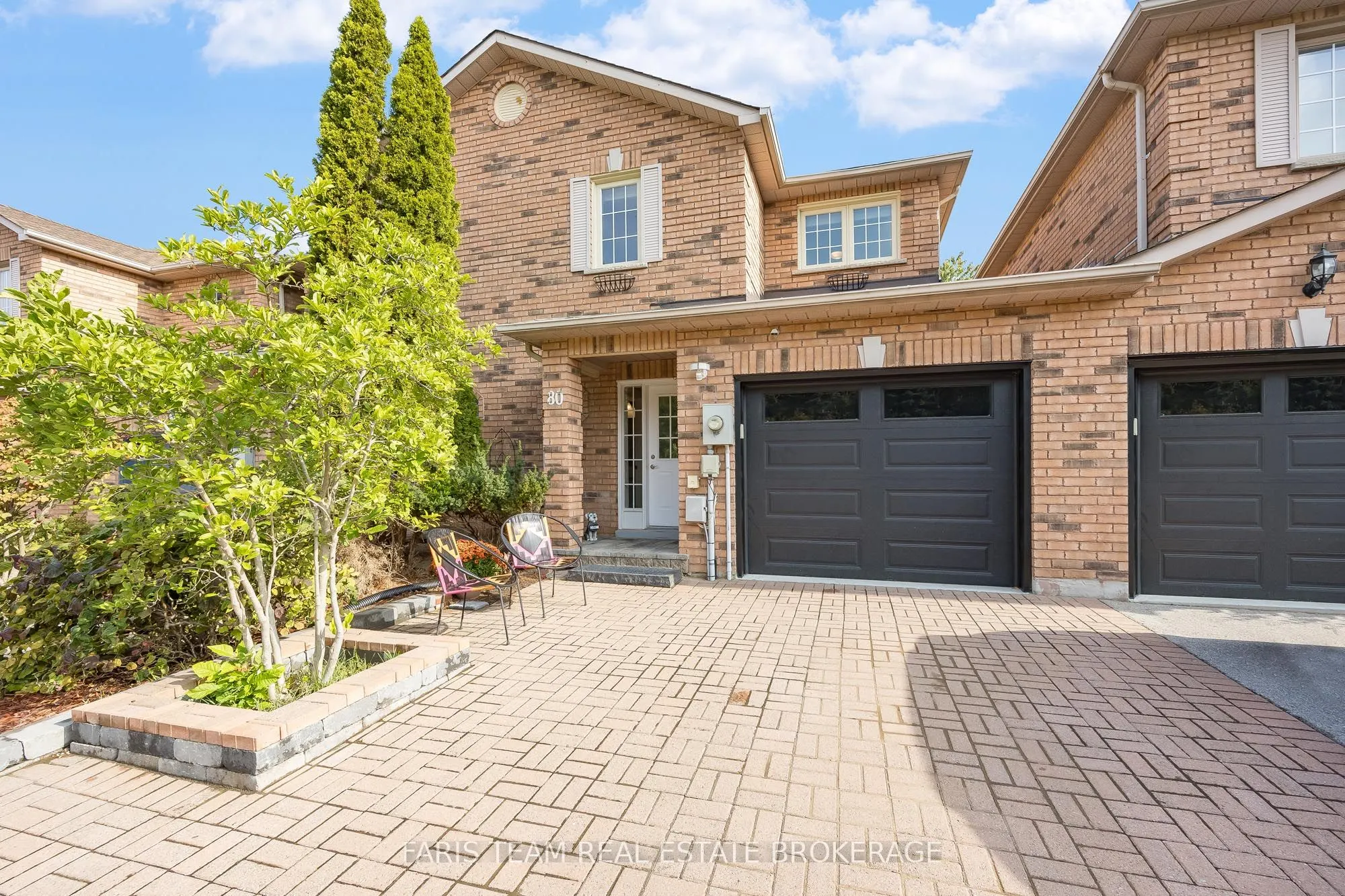 80 Bruce Crescent