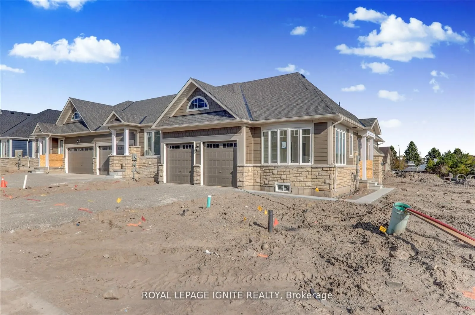 553 Hudson Crescent