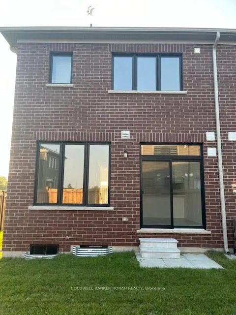 29 Milady Crescent
