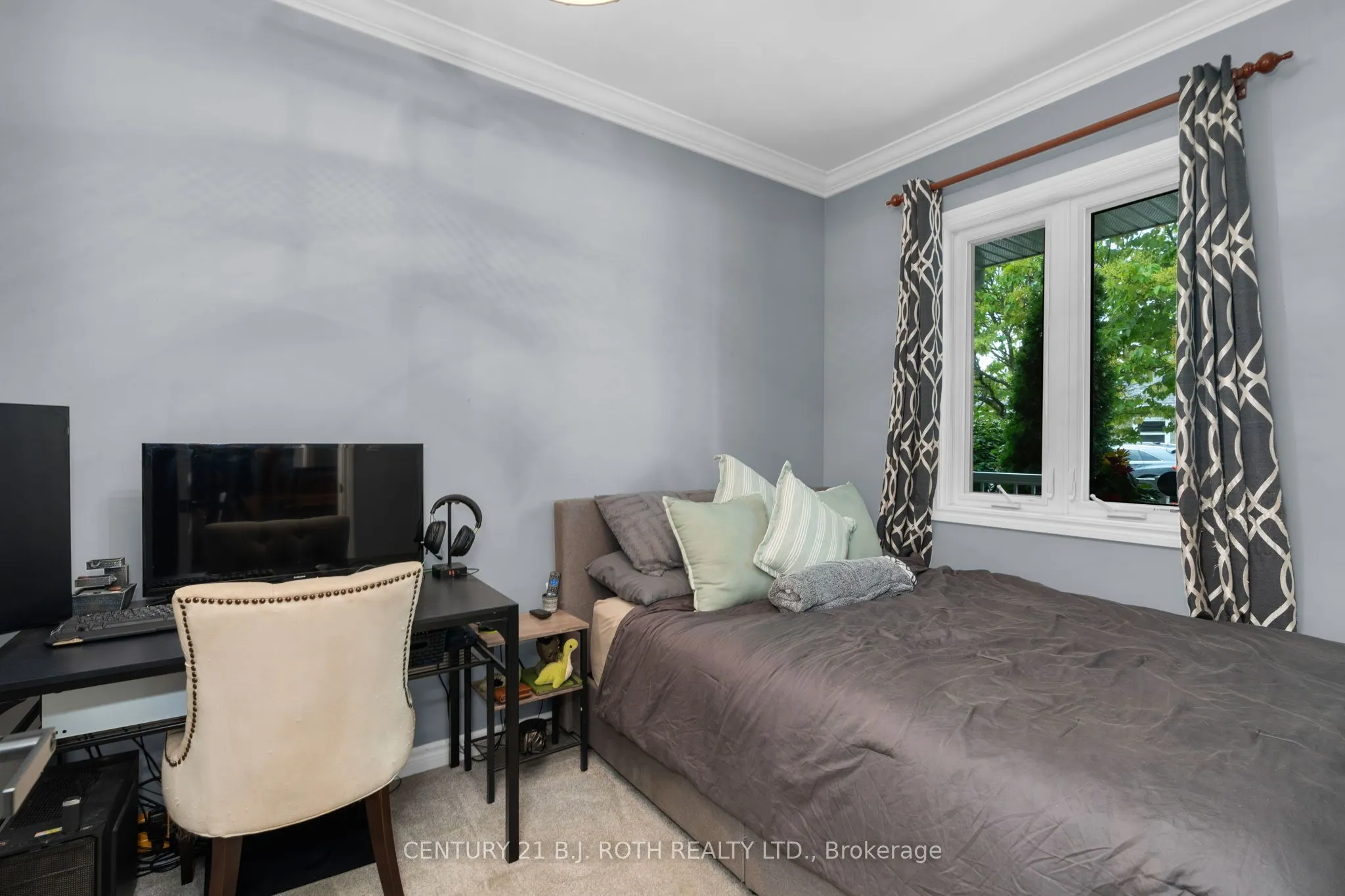 3 Riverwalk Drive