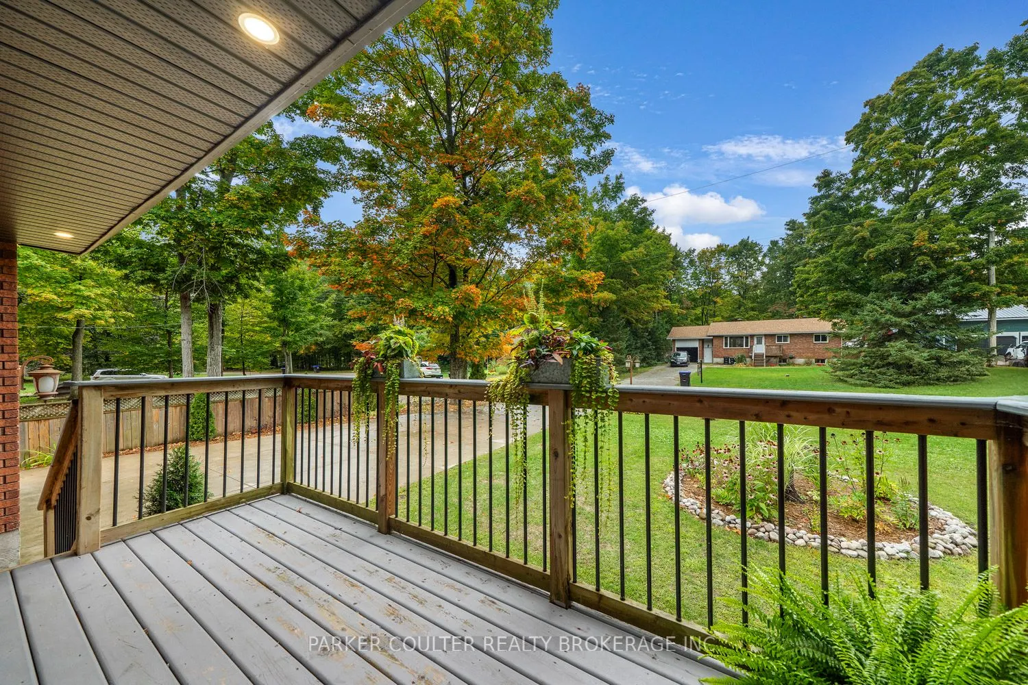 15 Mundy Avenue