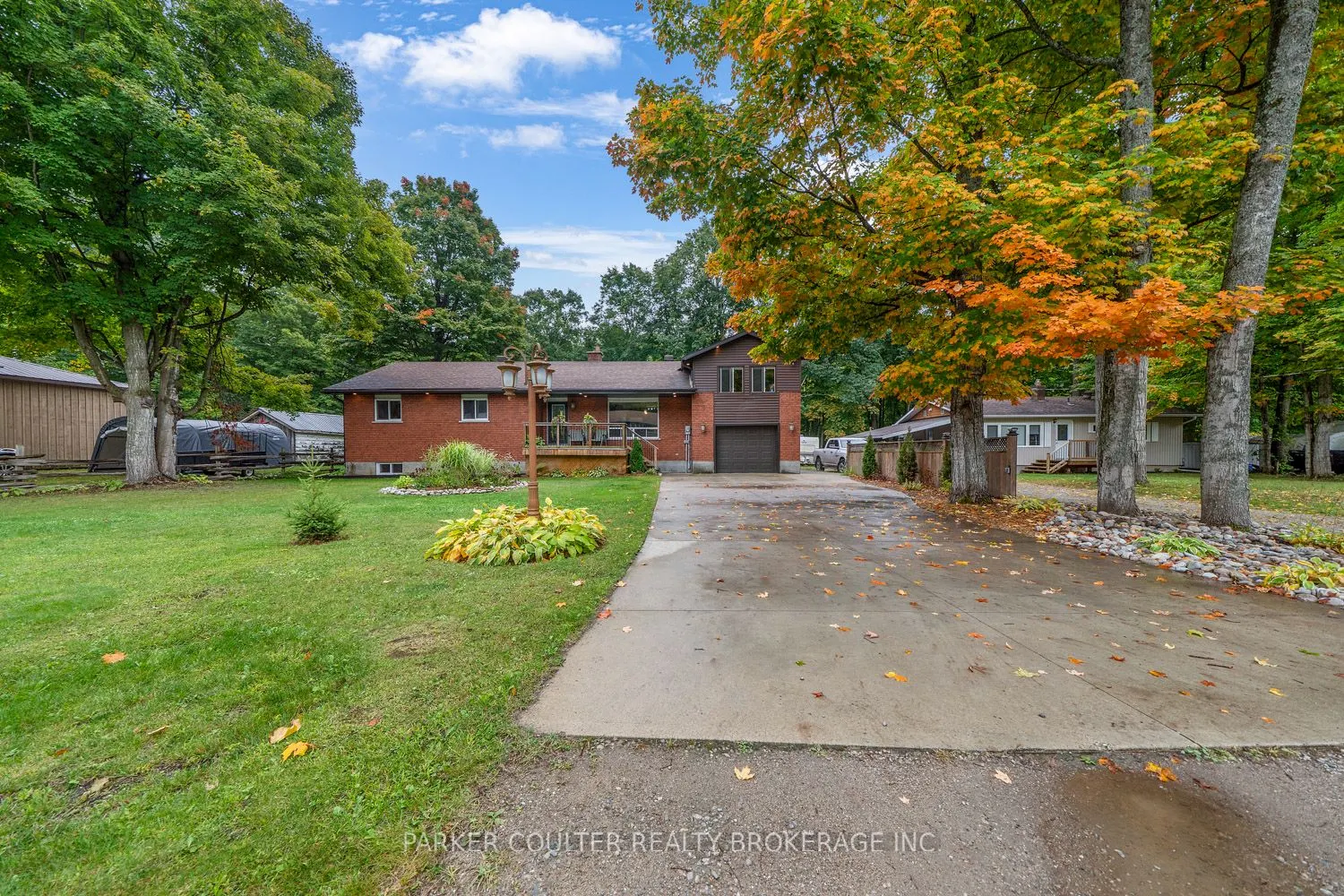 15 Mundy Avenue