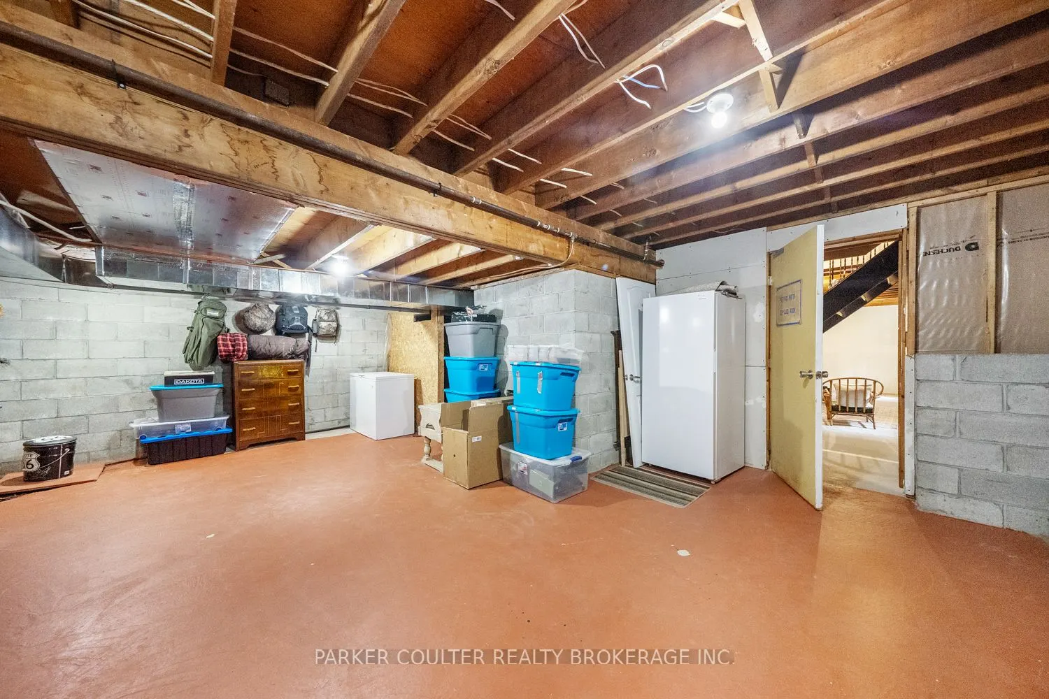 15 Mundy Avenue