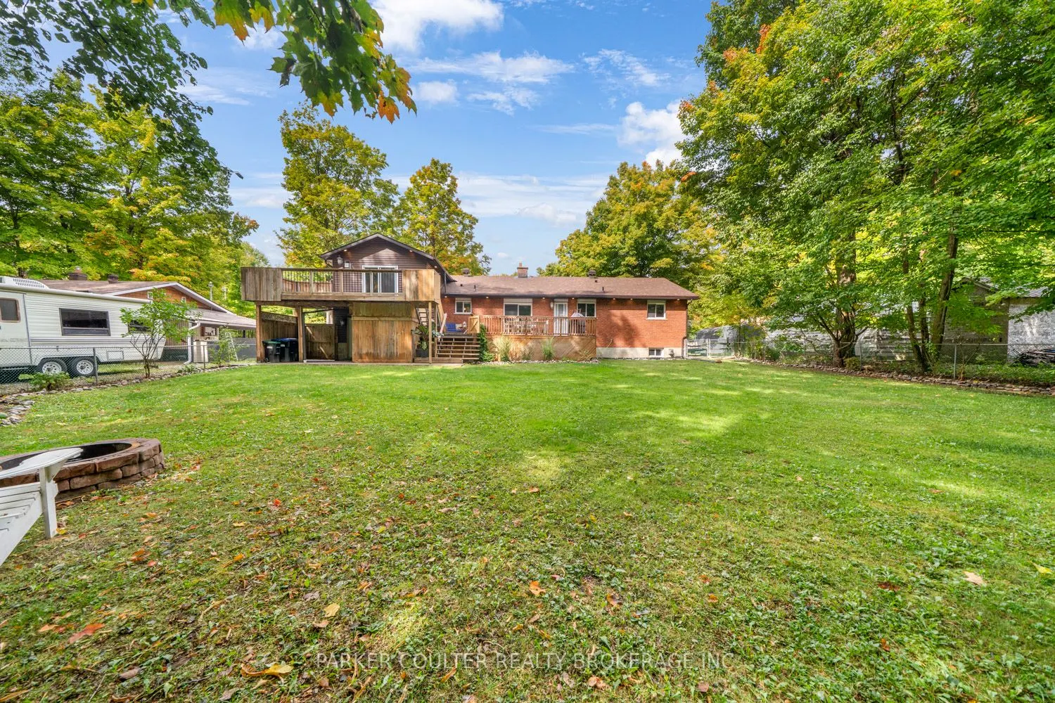 15 Mundy Avenue