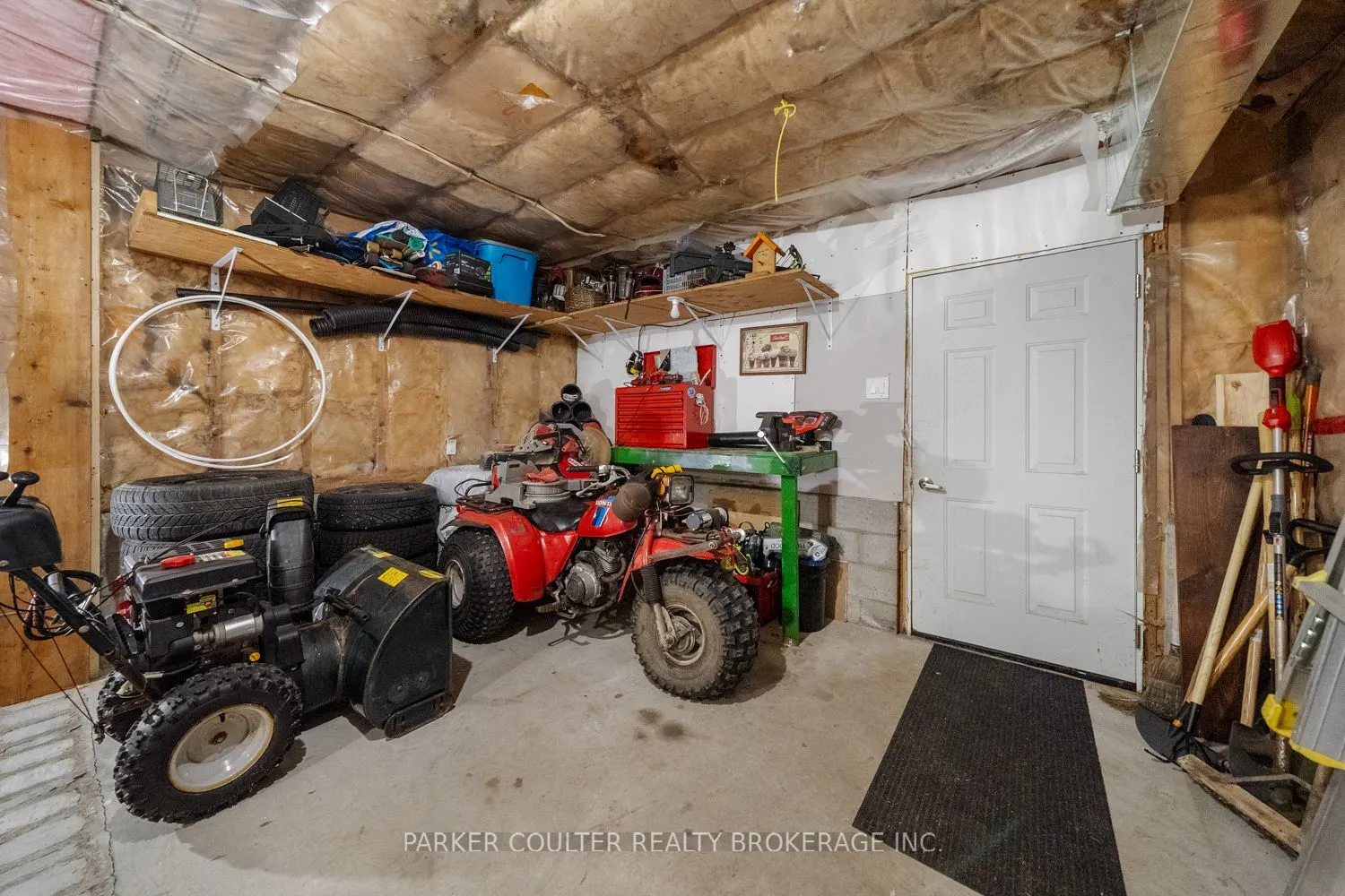 15 Mundy Avenue