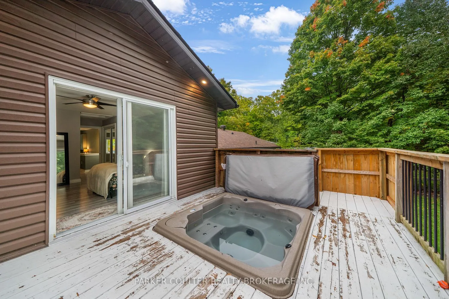 15 Mundy Avenue