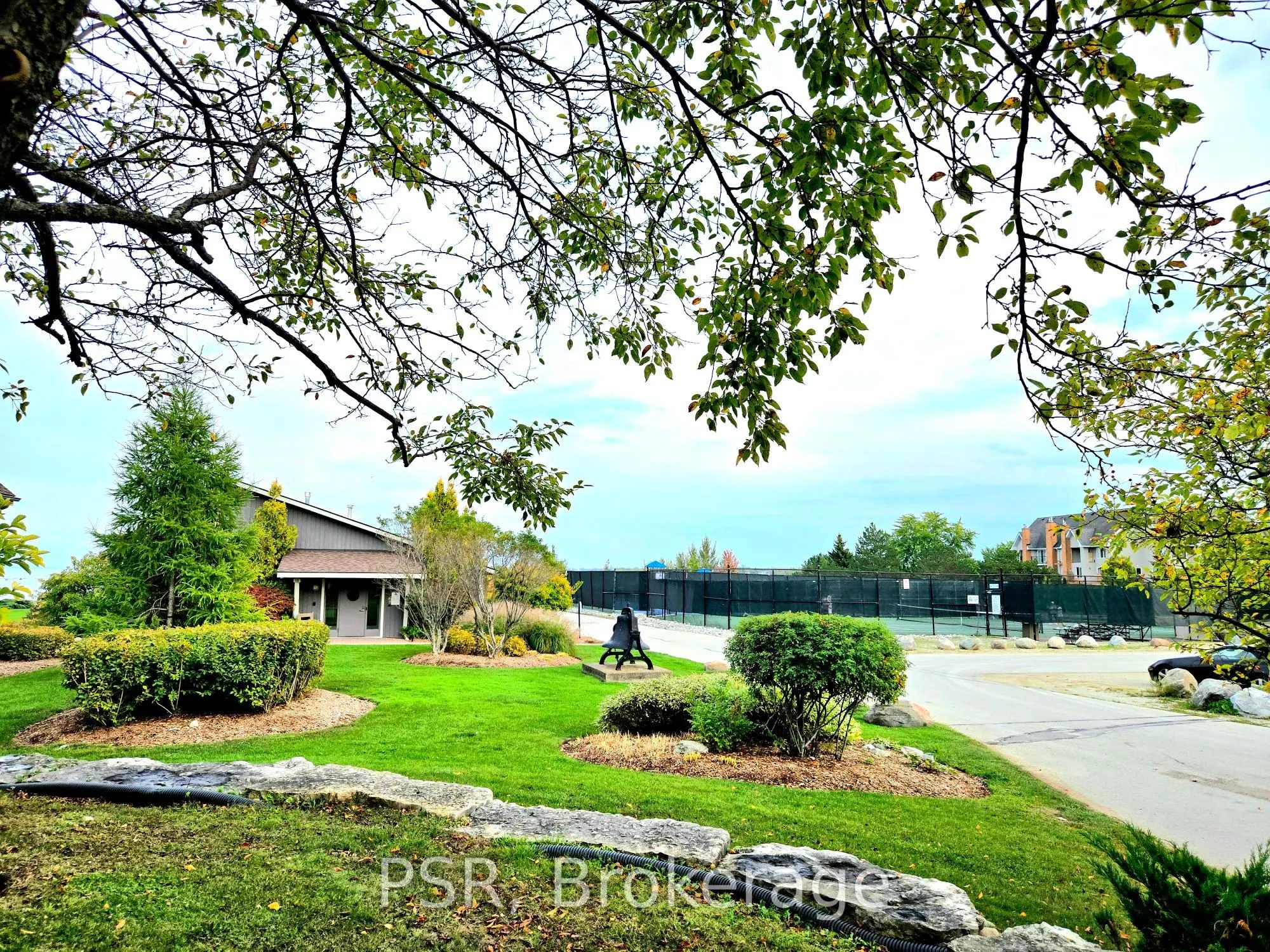 650 Johnston Park Avenue, #7