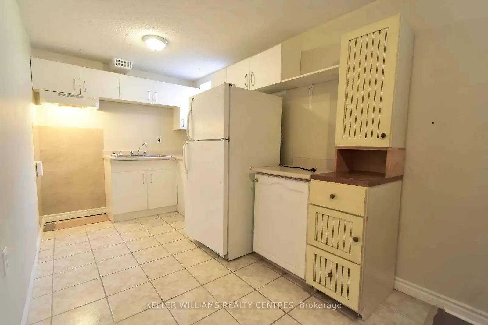 46 Birchwood Drive, #Lower