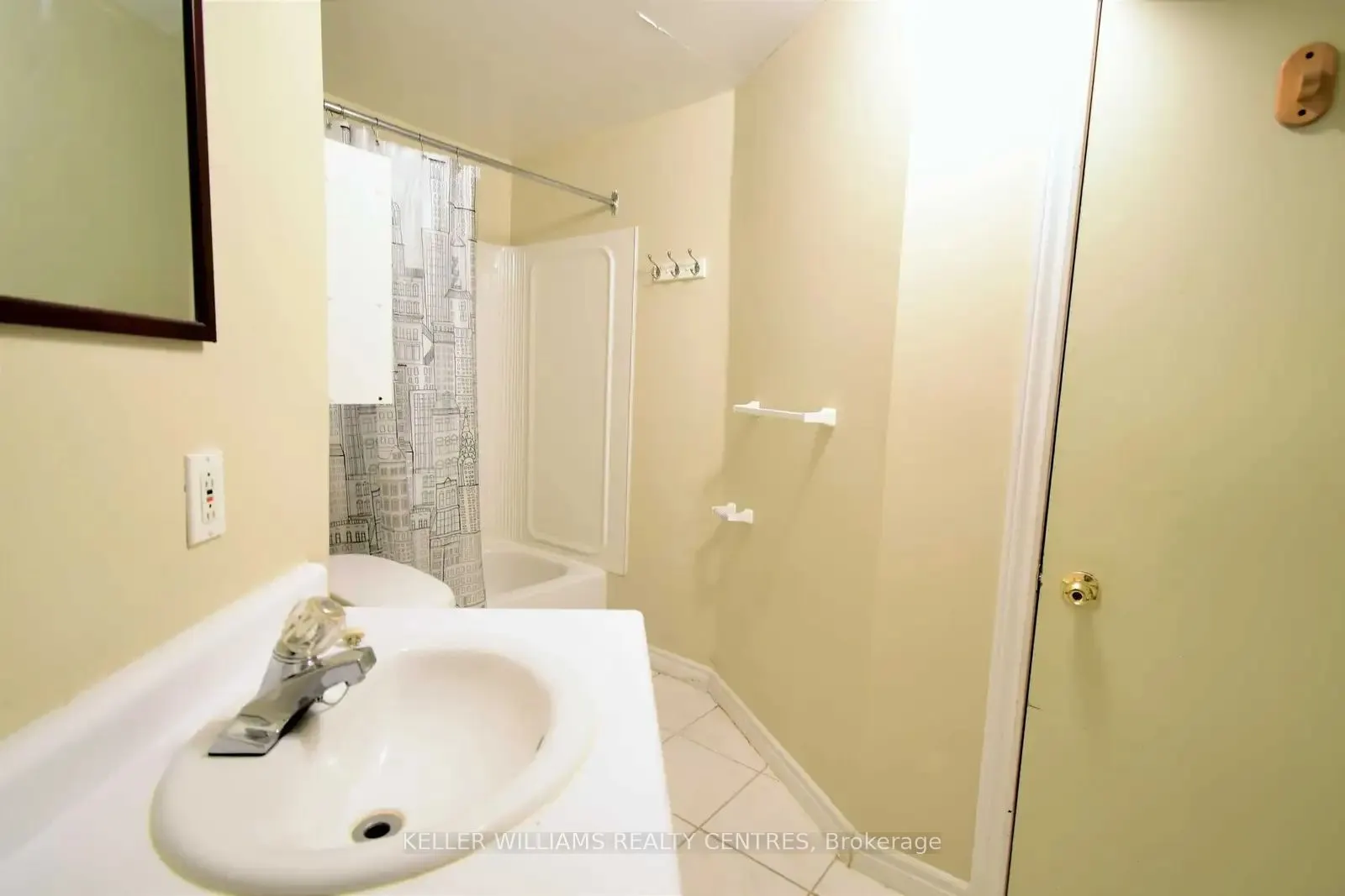 46 Birchwood Drive, #Lower