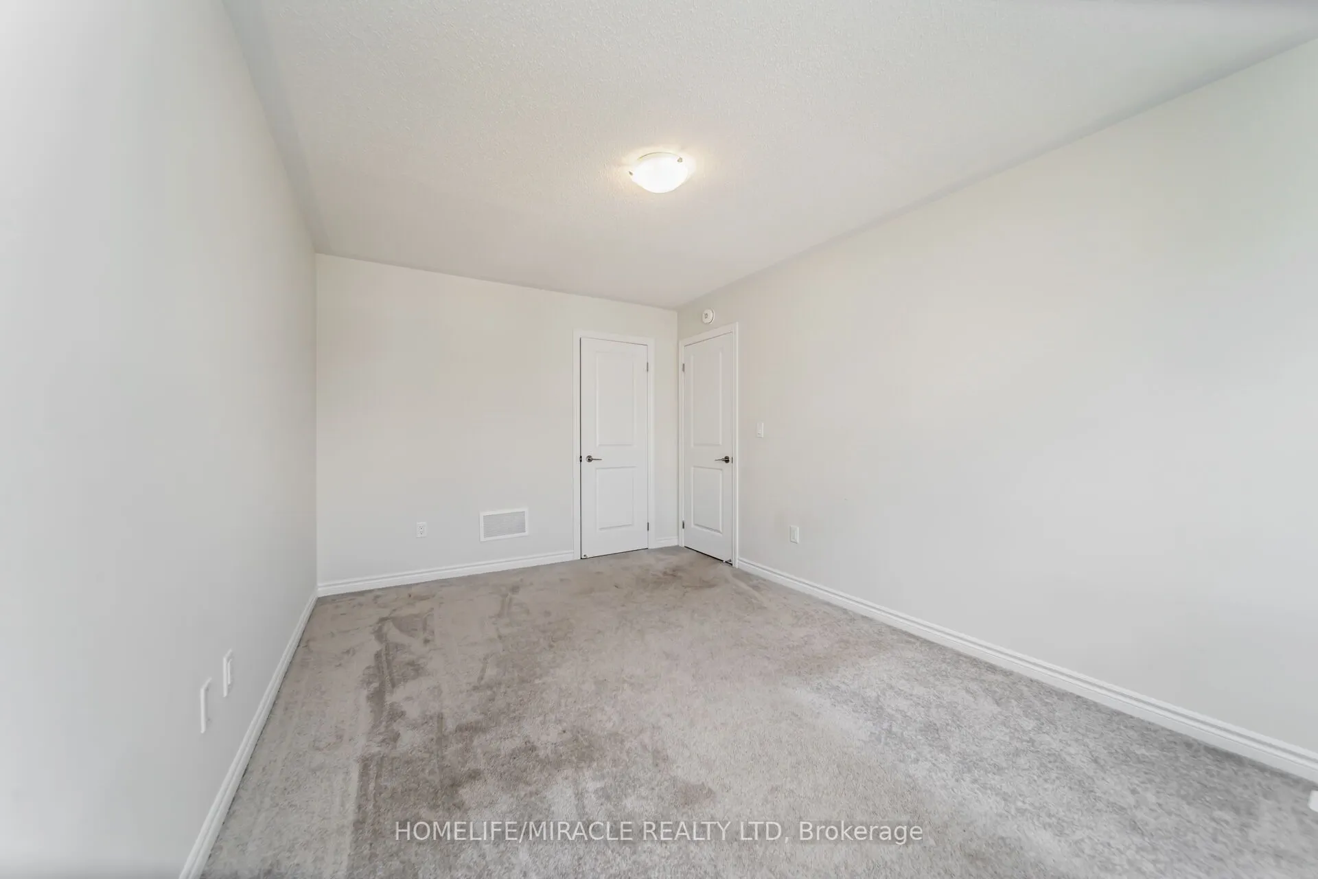 64 Phoenix Boulevard