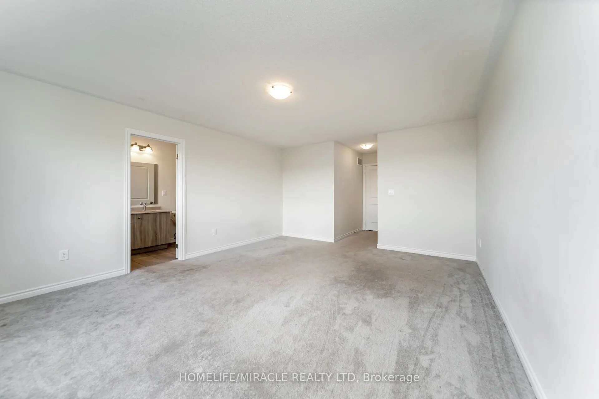 64 Phoenix Boulevard