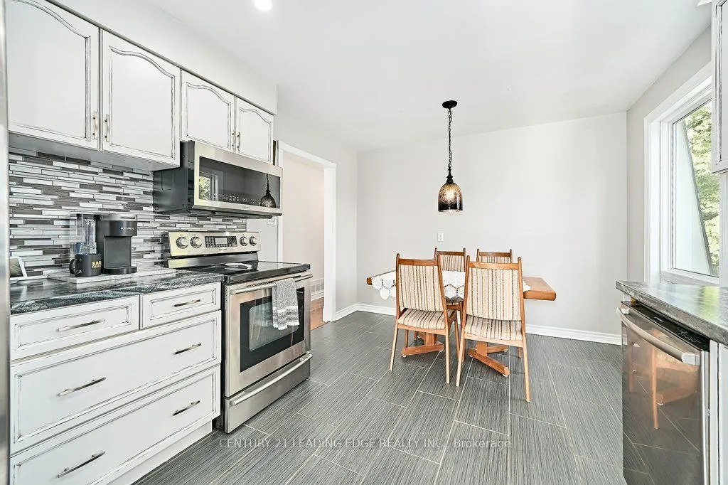25 Eileen Drive