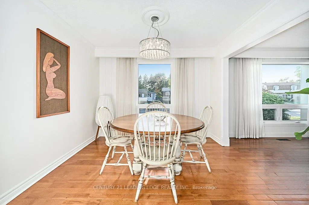 25 Eileen Drive