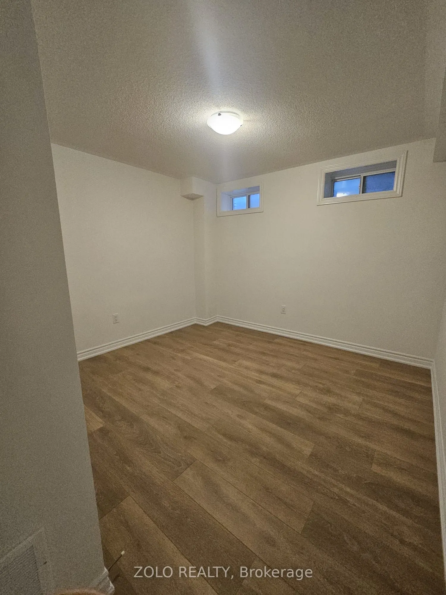 100 West Oak Trail, #Lower
