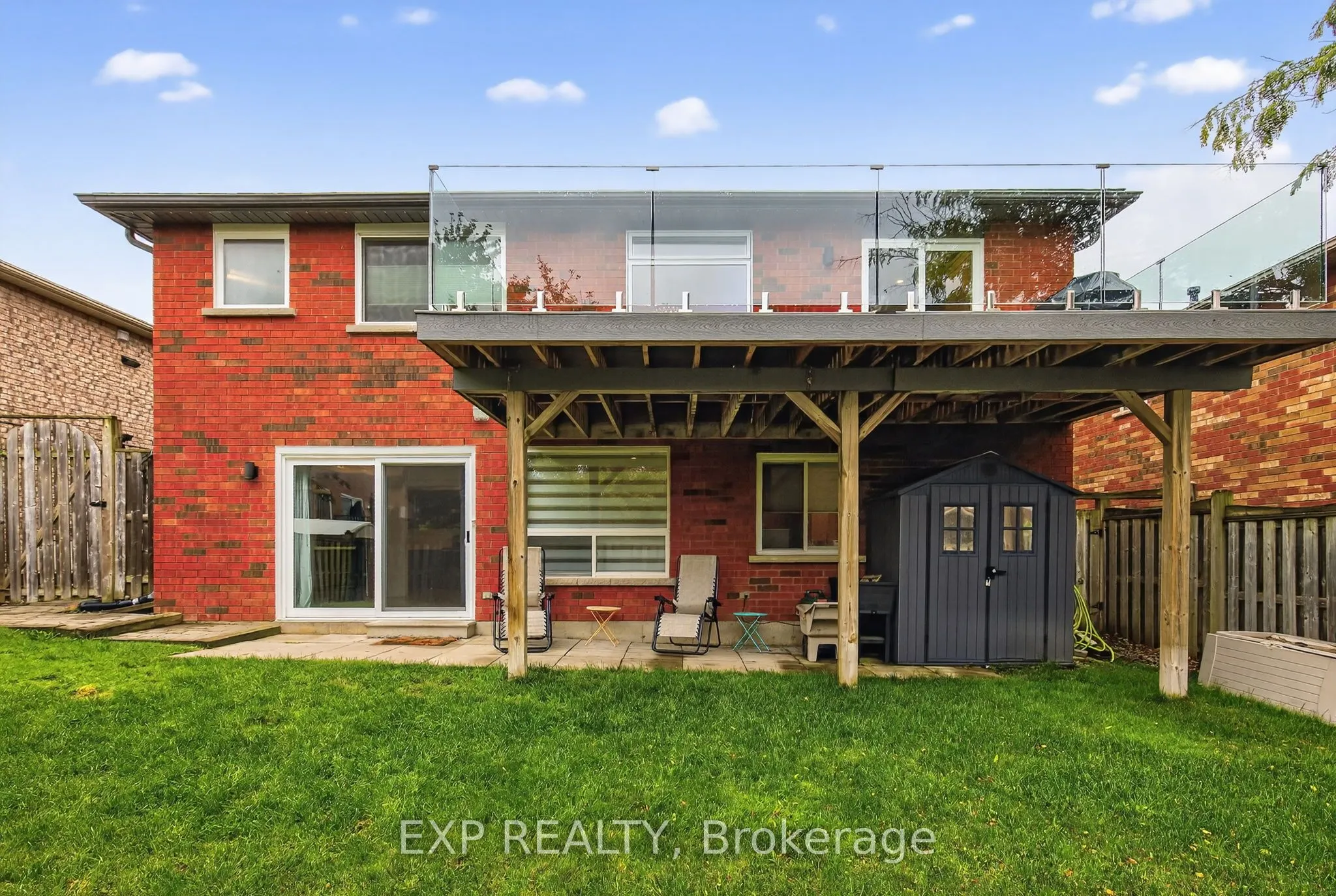 7 Pacific Avenue