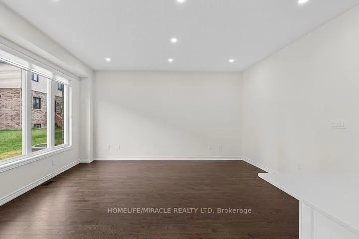 11 Phoenix Boulevard