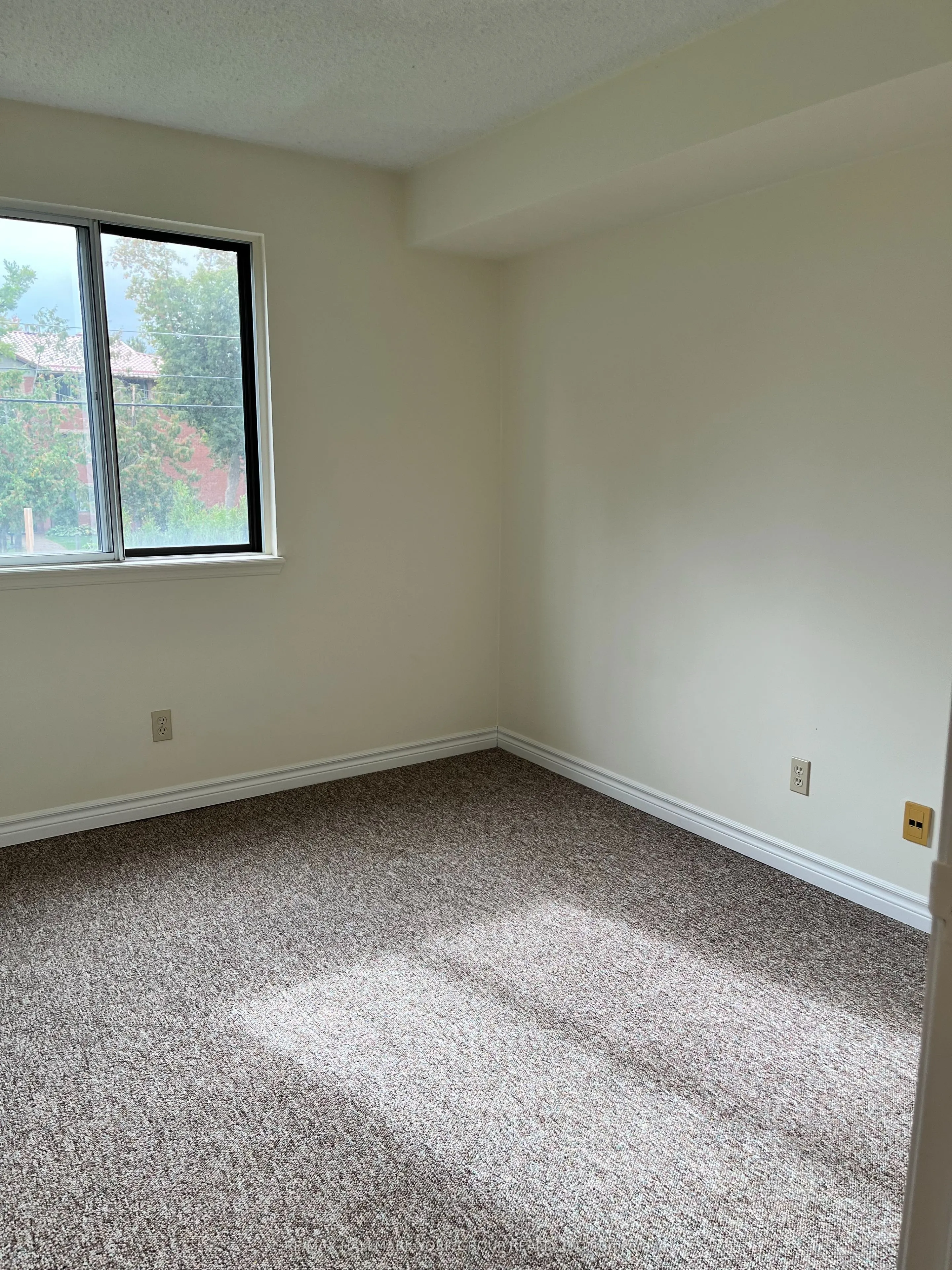 131 Edgehill Drive, #O5