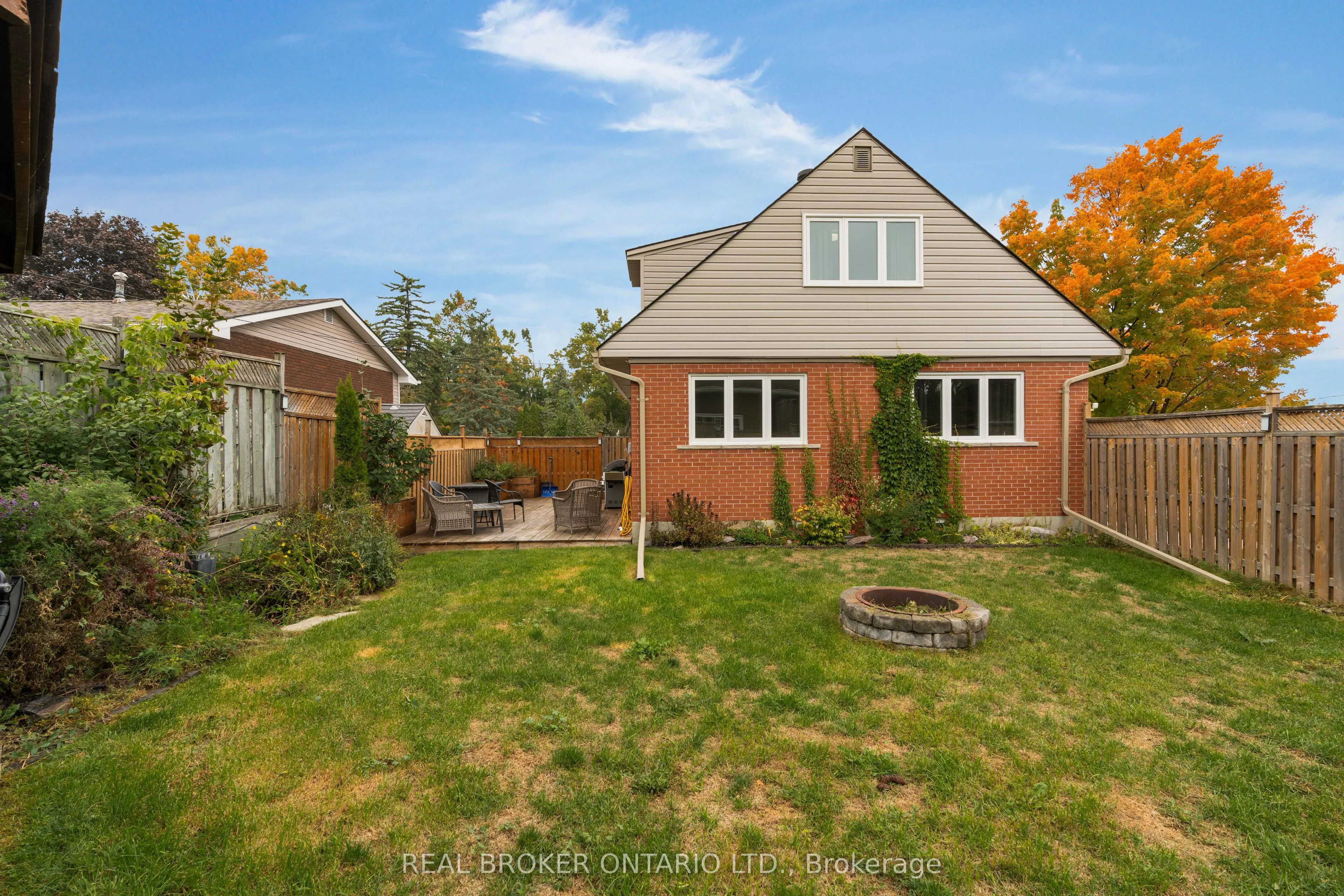 106 Brant Street