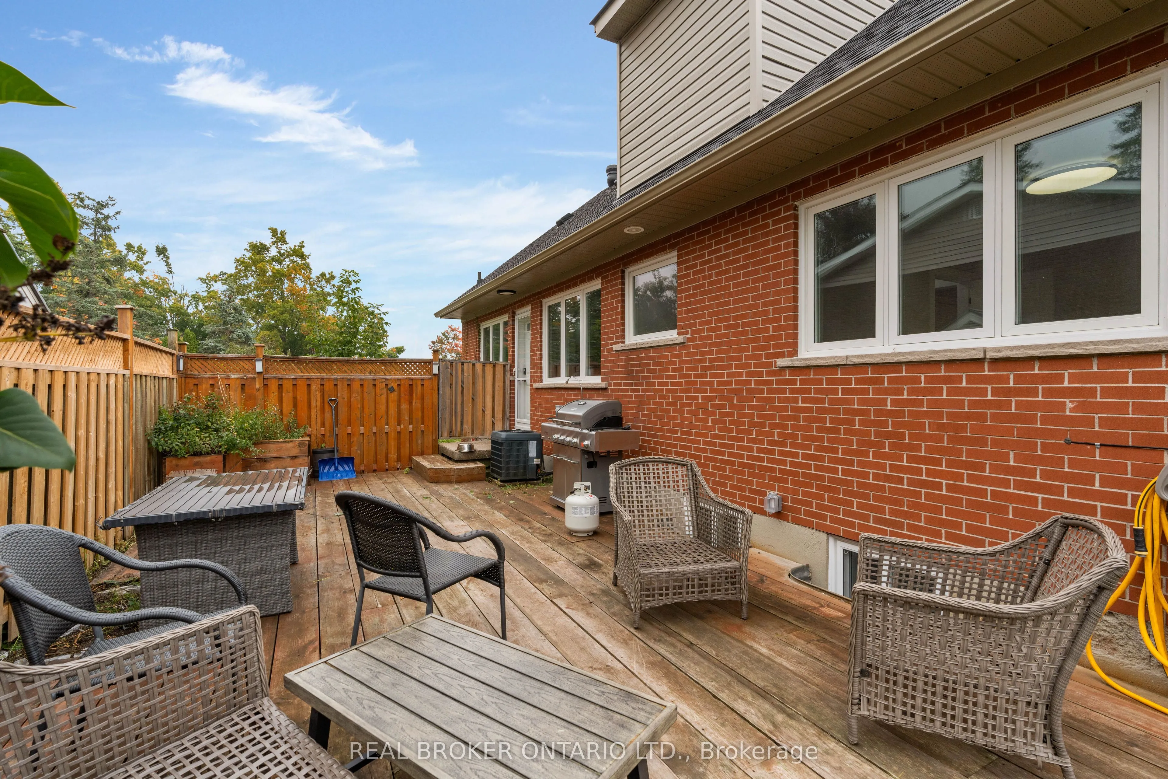 106 Brant Street
