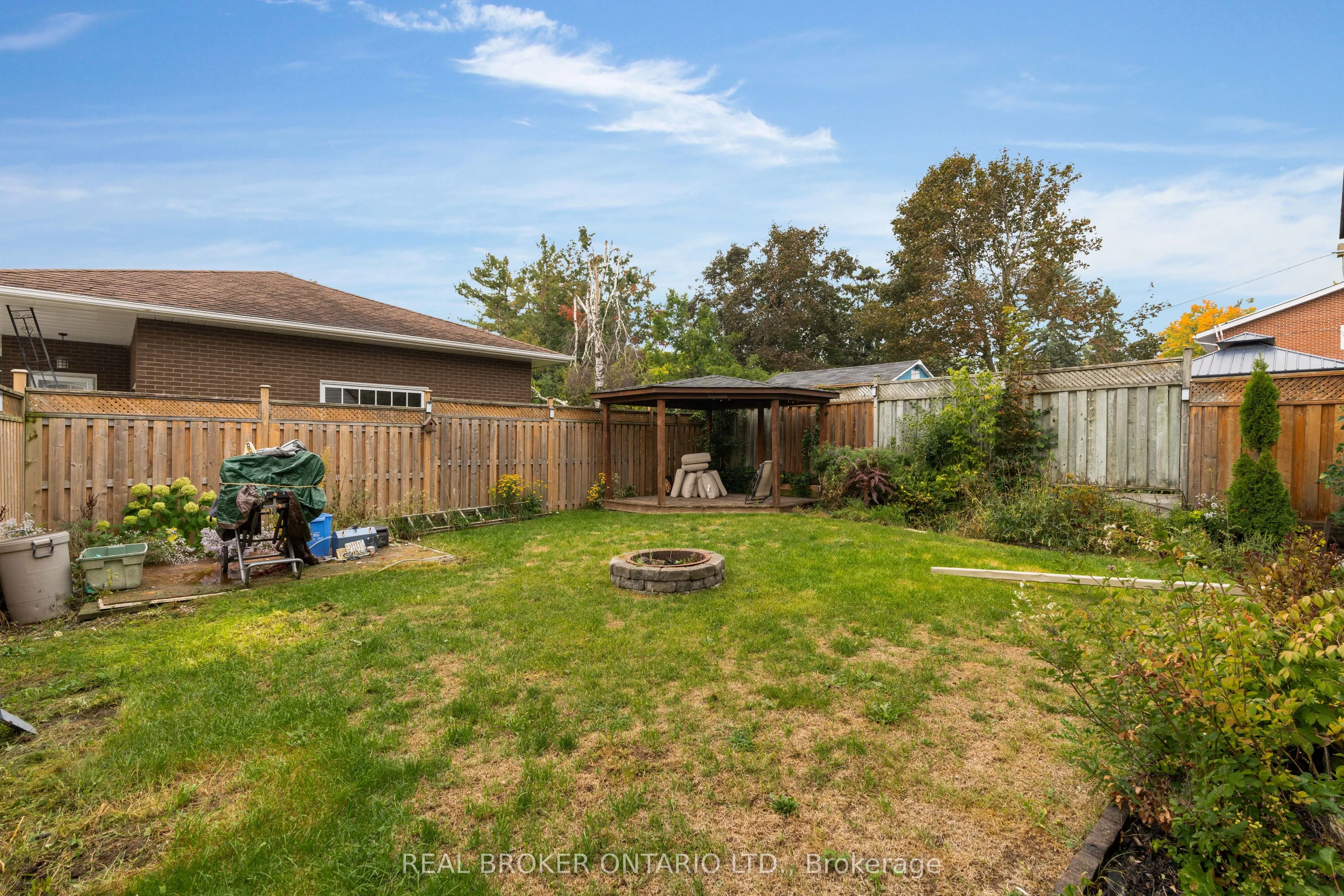 106 Brant Street