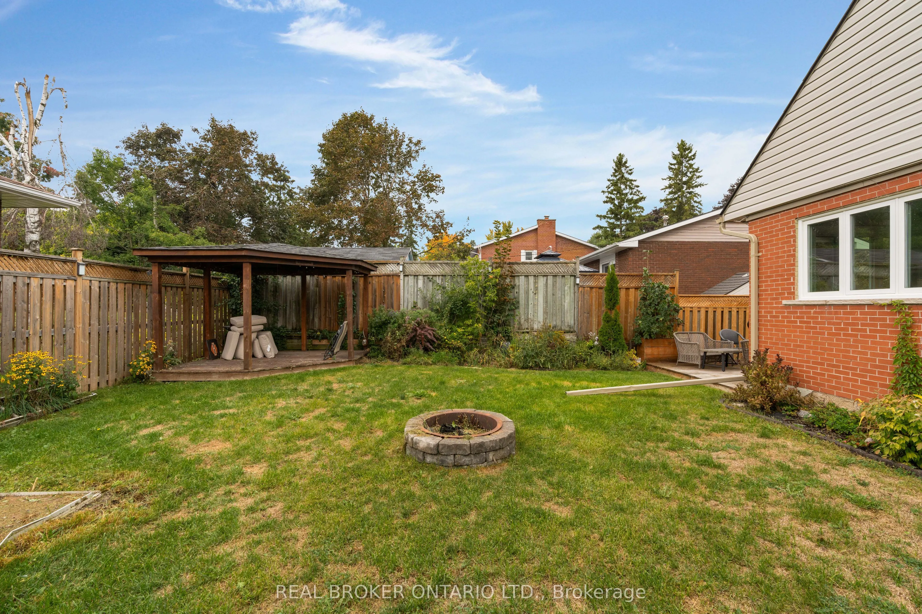 106 Brant Street