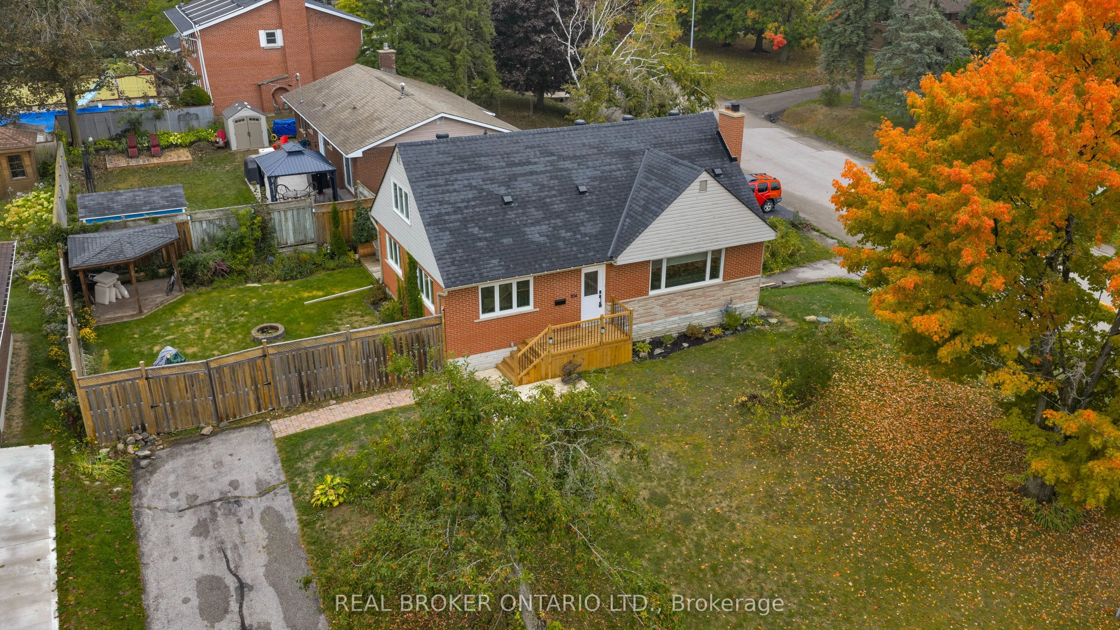 106 Brant Street