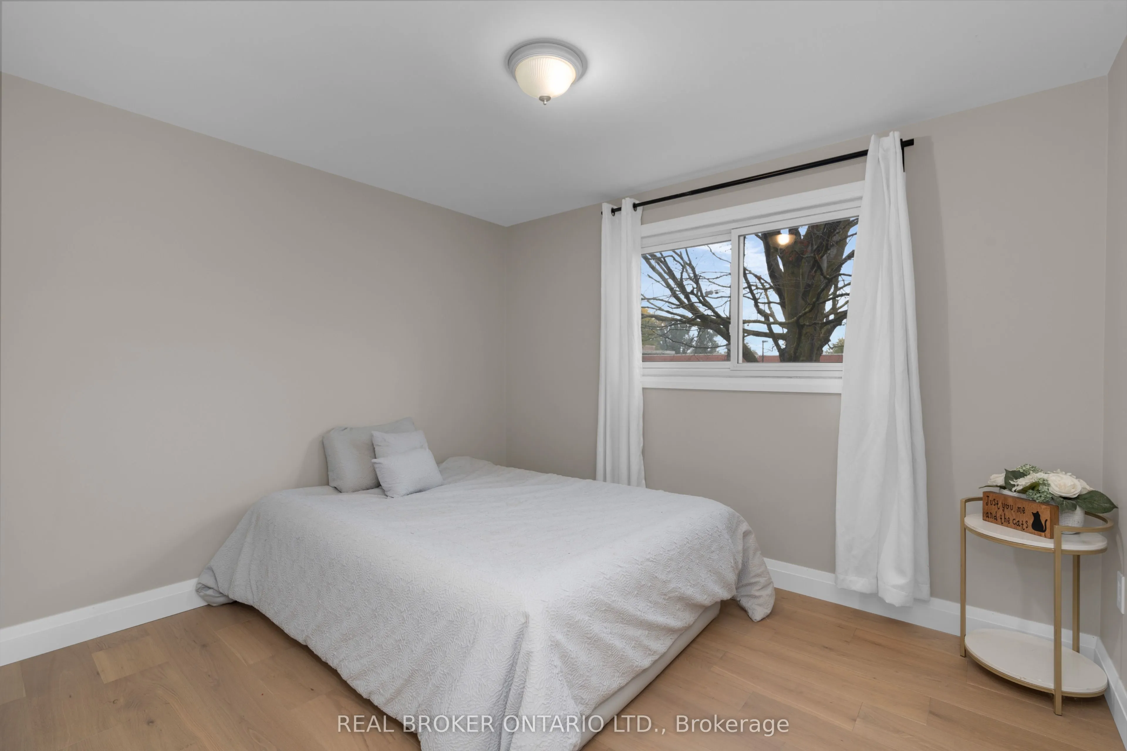 17 Locke Avenue