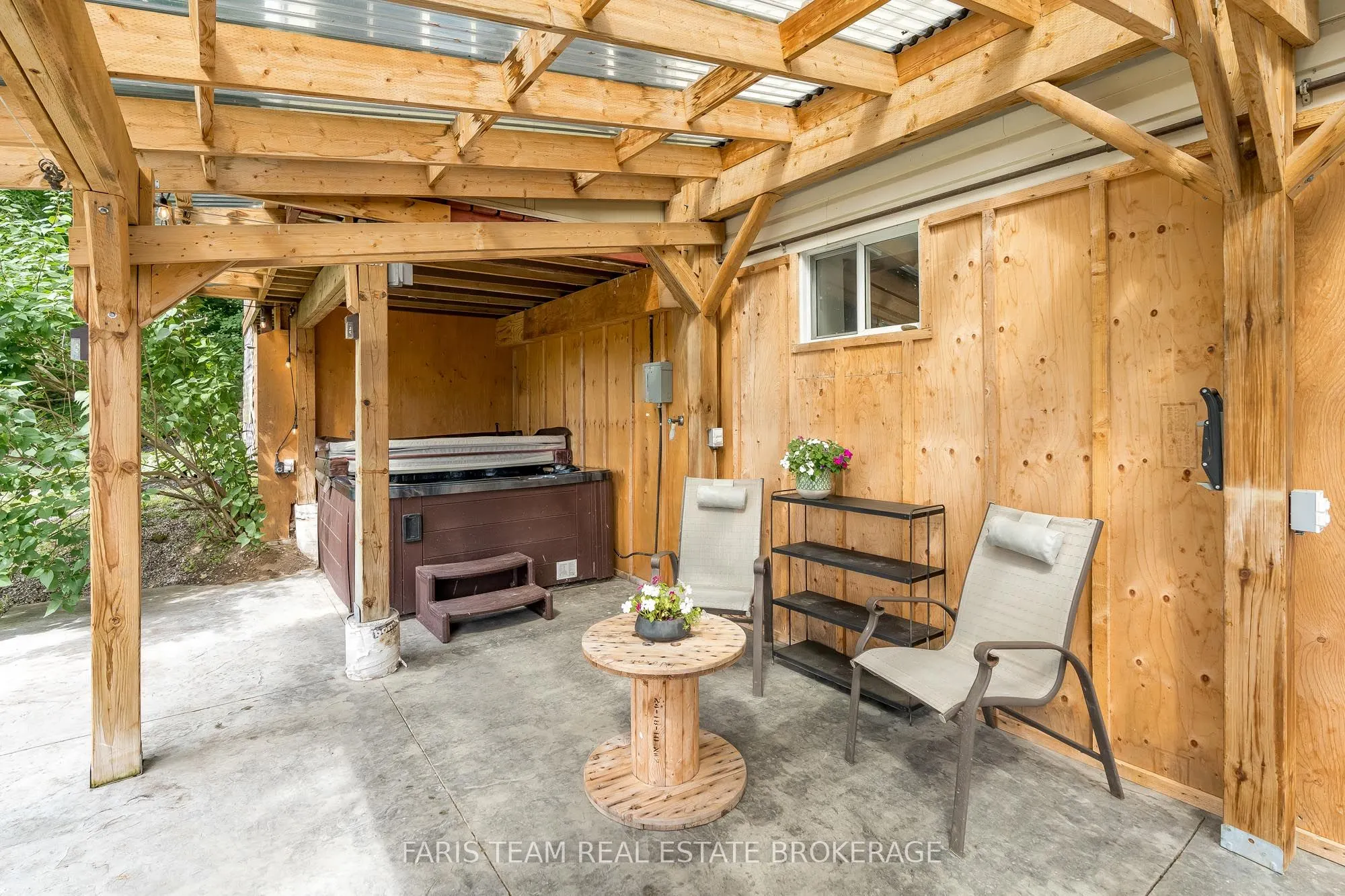 427 Ann Street