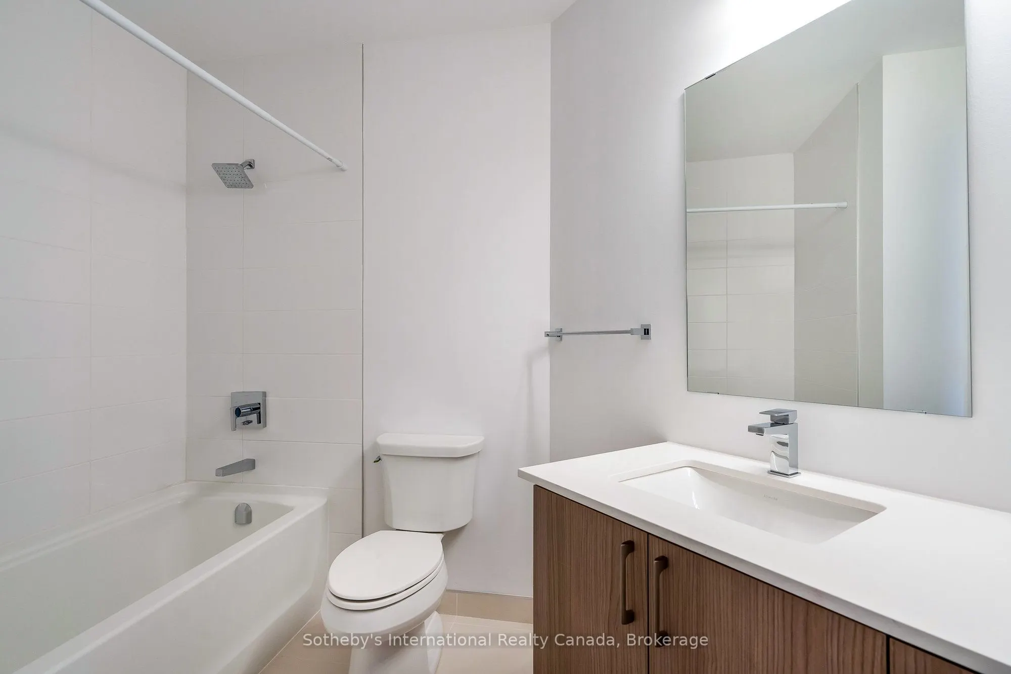 1 HUME Street, #301