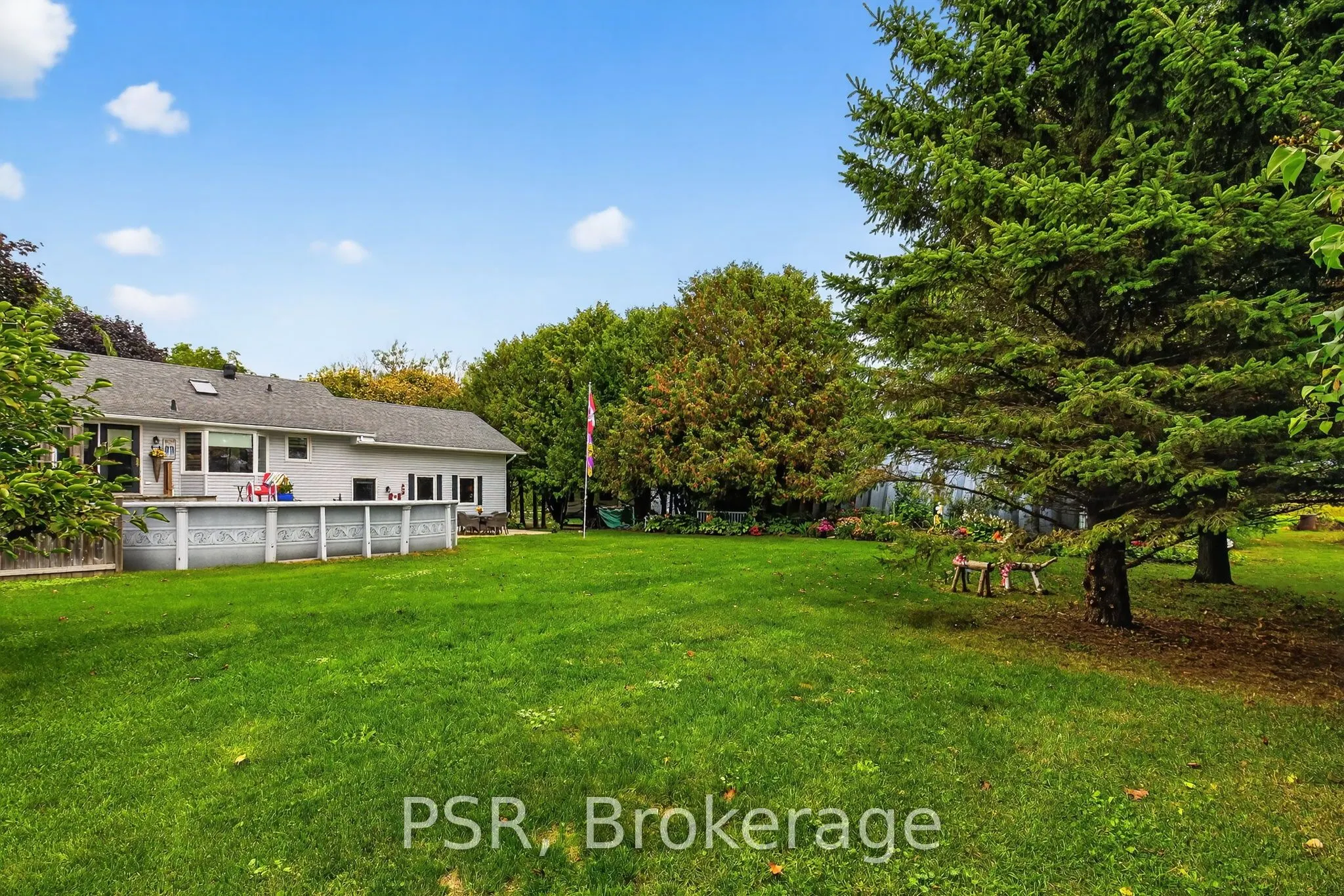 7563 36/37 Nottawasaga Side Road
