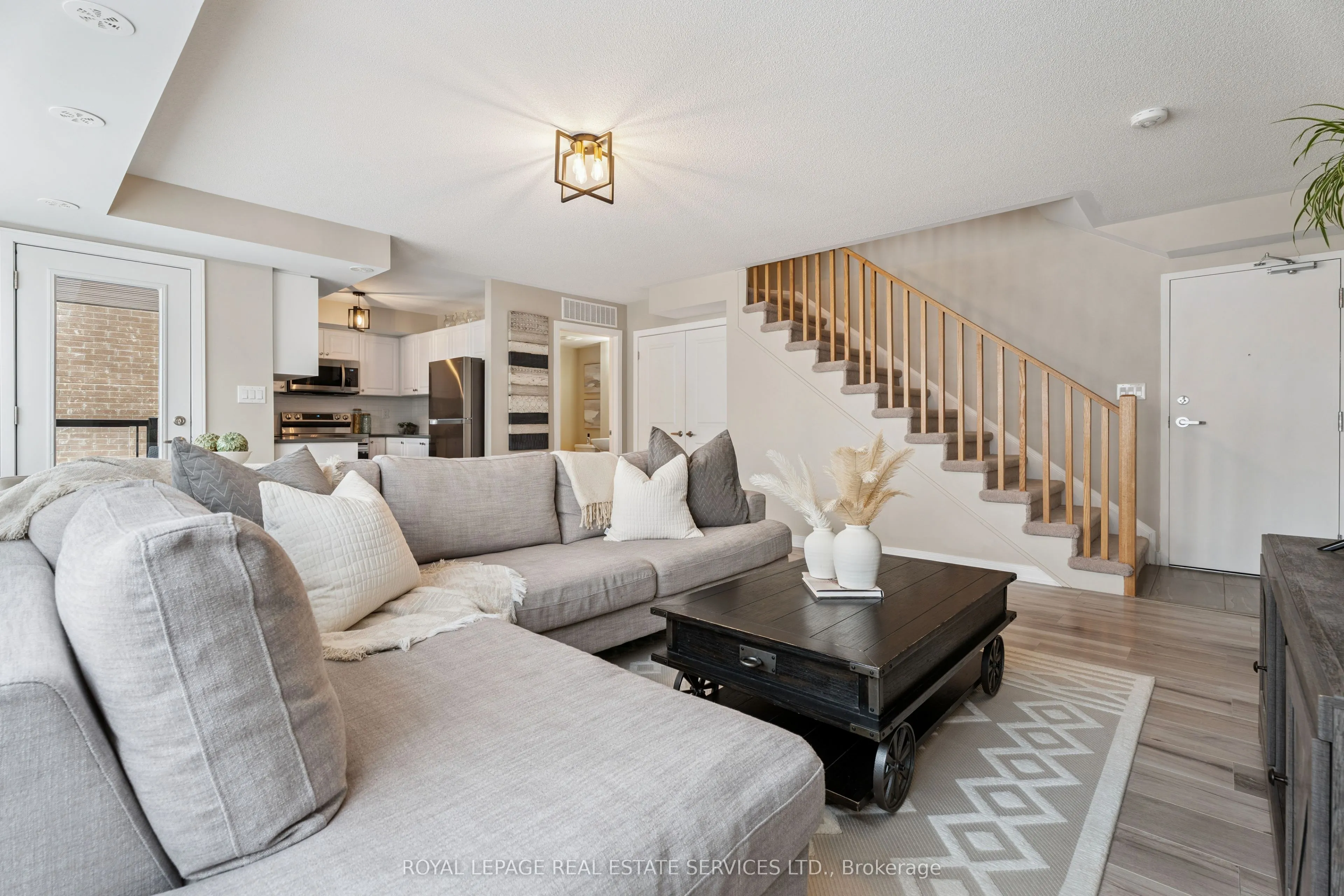 115 Appletree Lane, #10