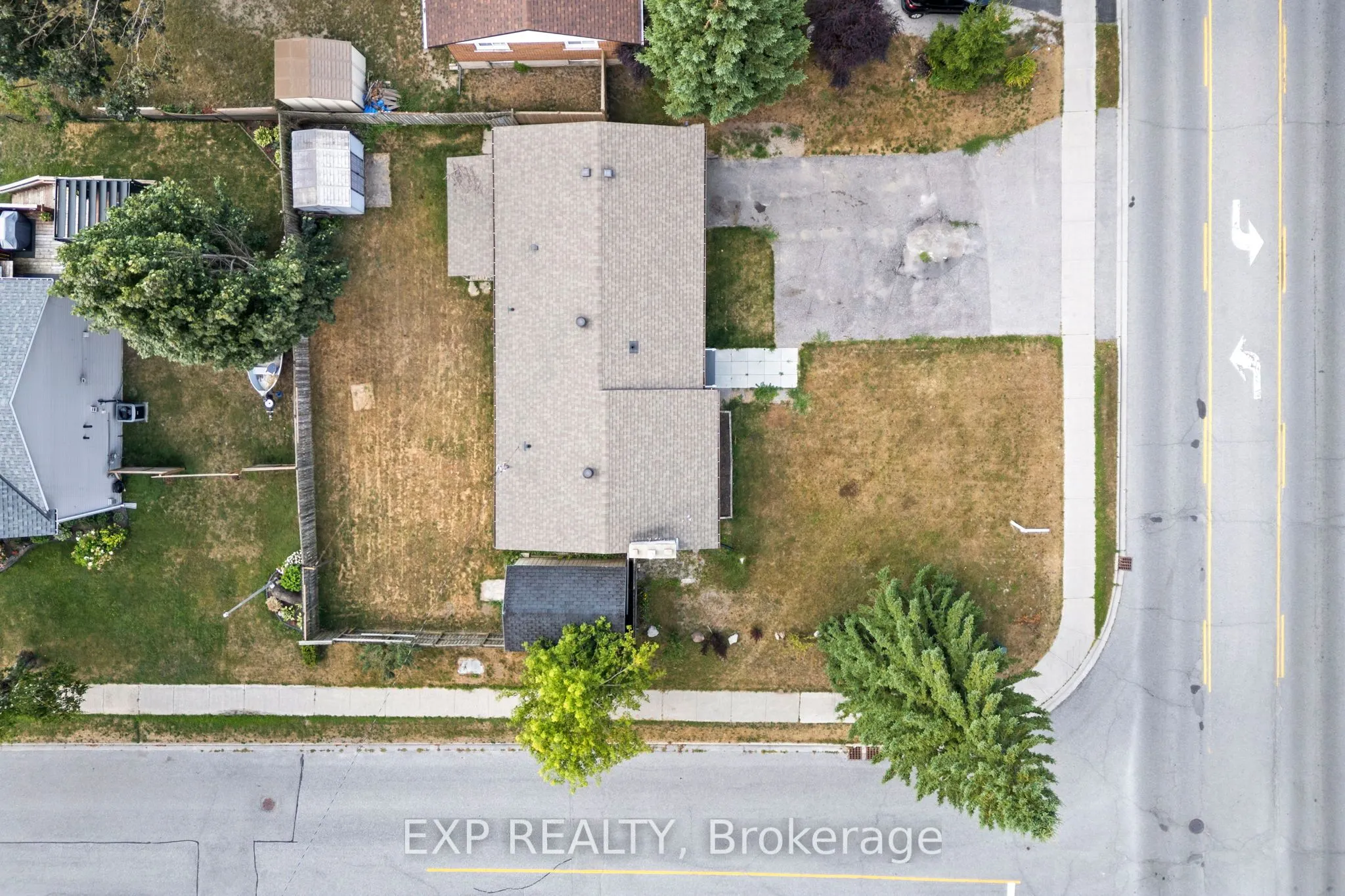143 Westmount Drive N