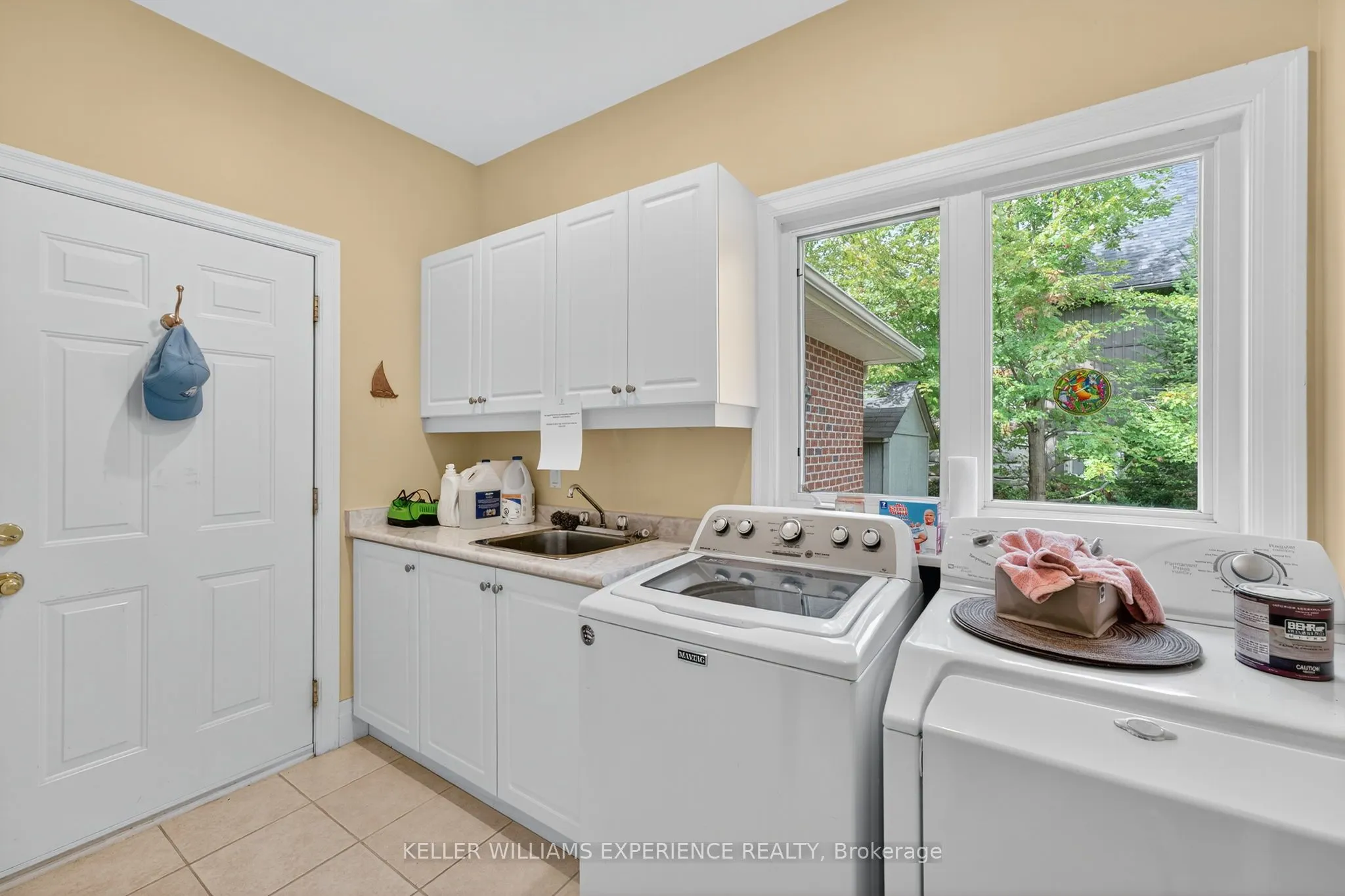 25 Bridle Path