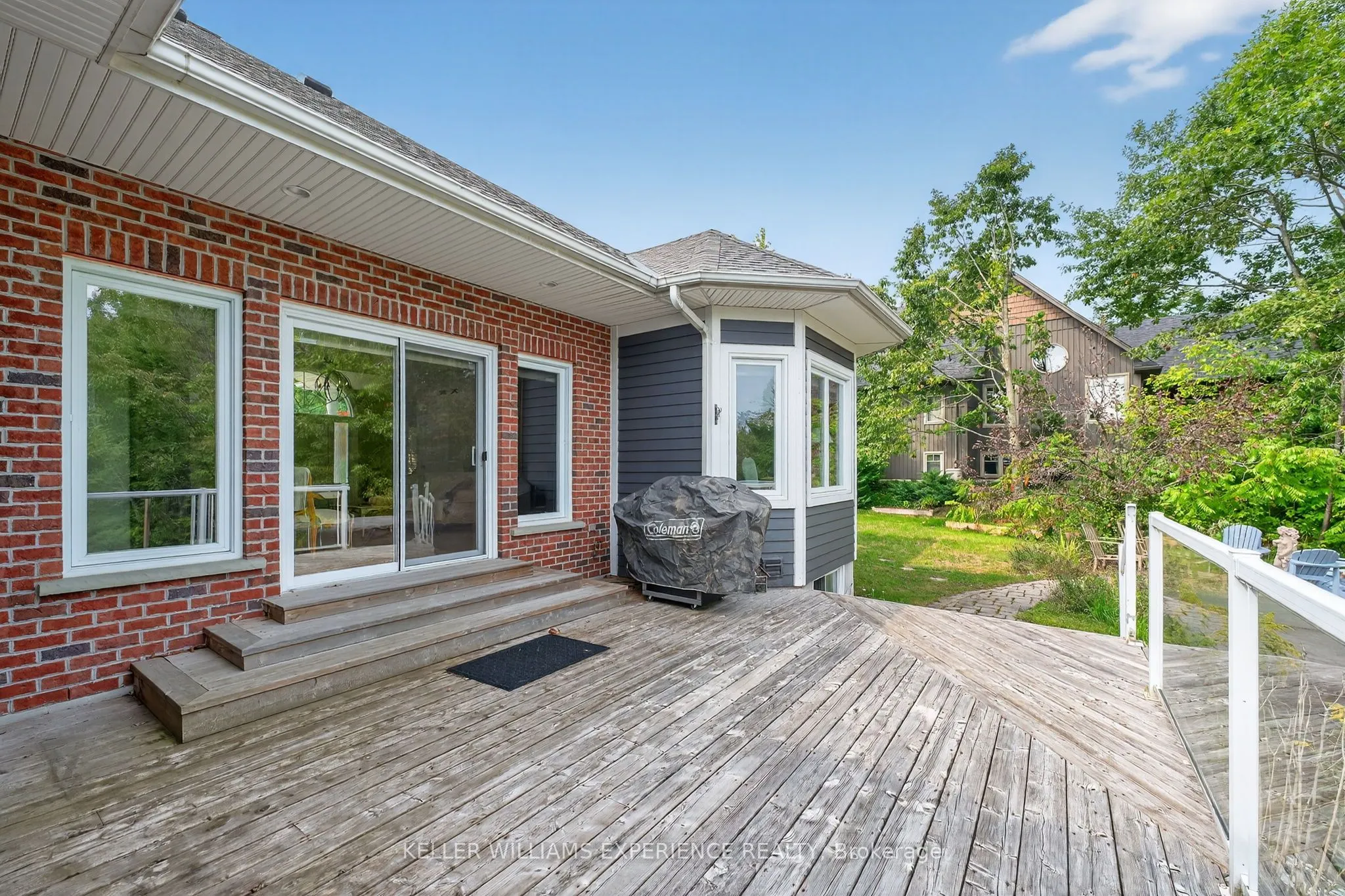 25 Bridle Path