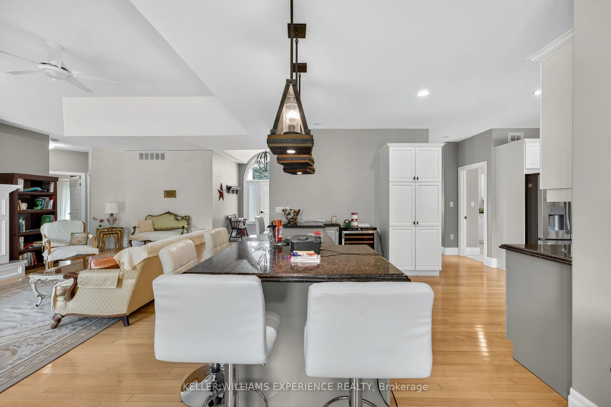 25 Bridle Path