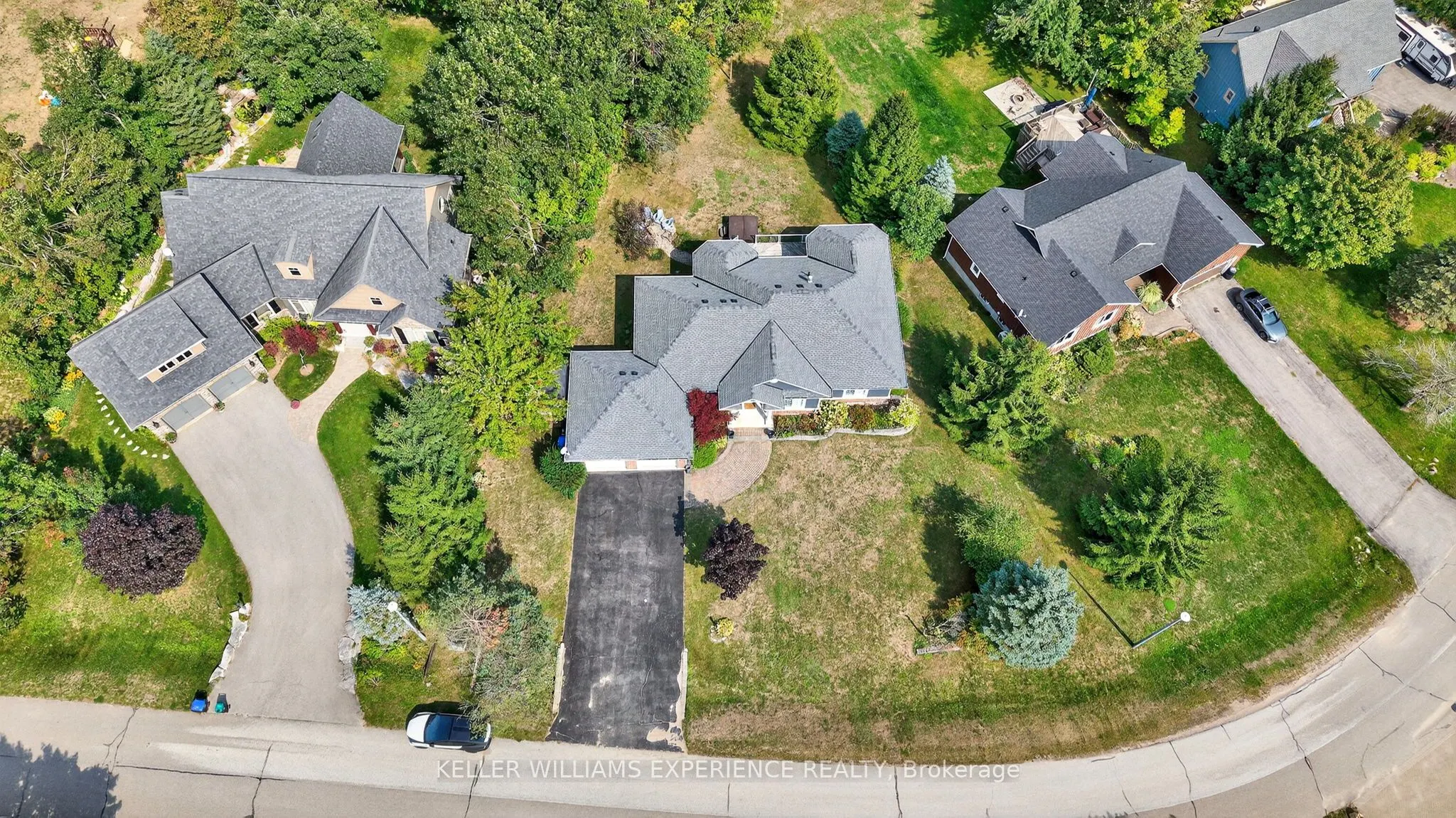 25 Bridle Path