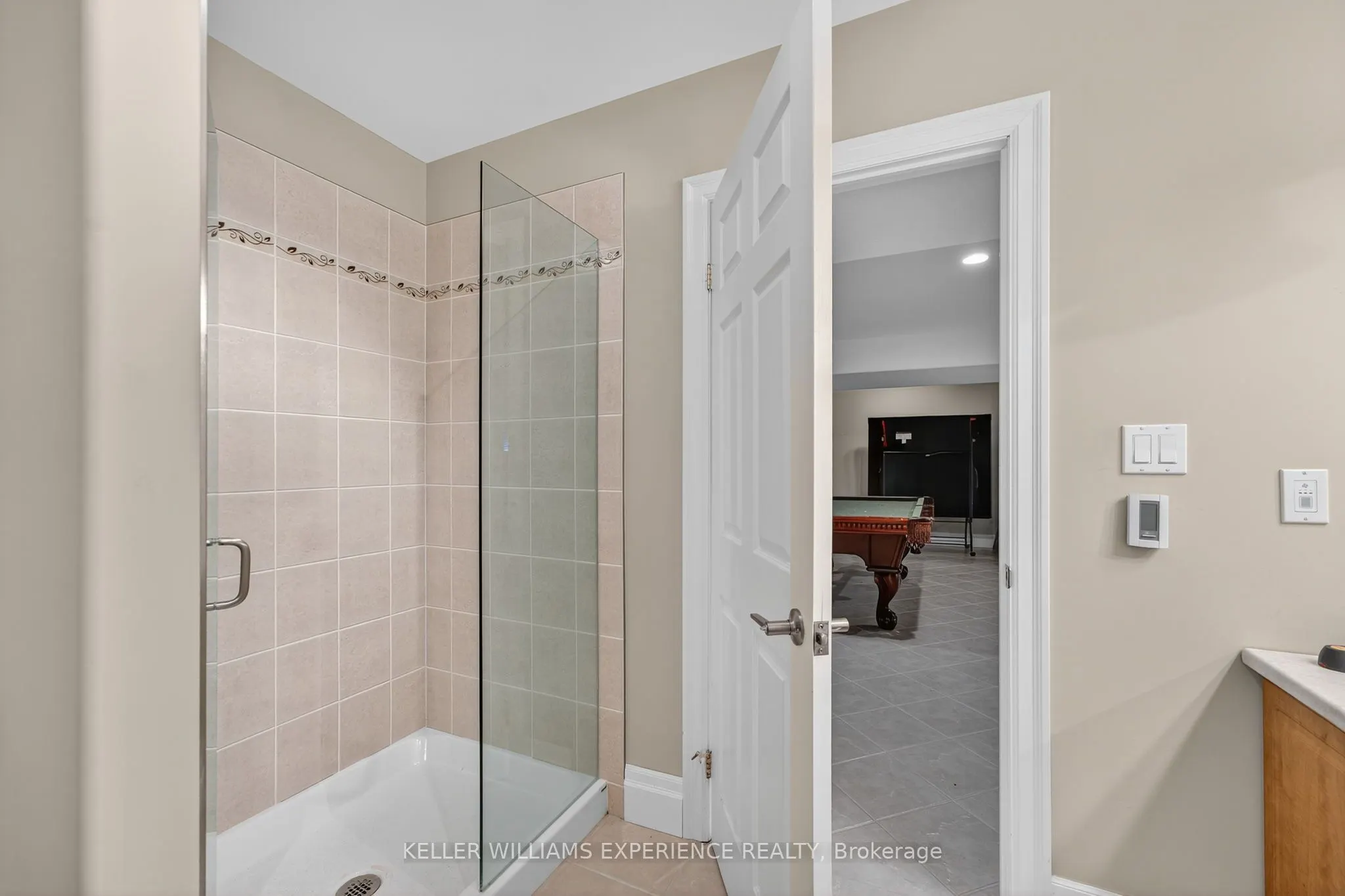 25 Bridle Path