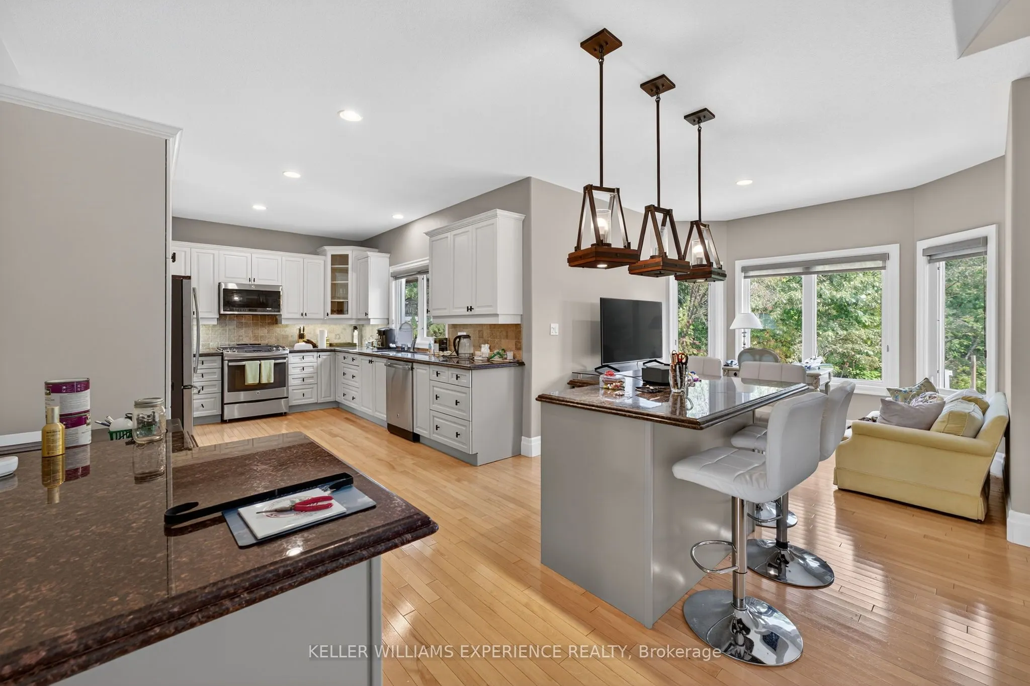 25 Bridle Path