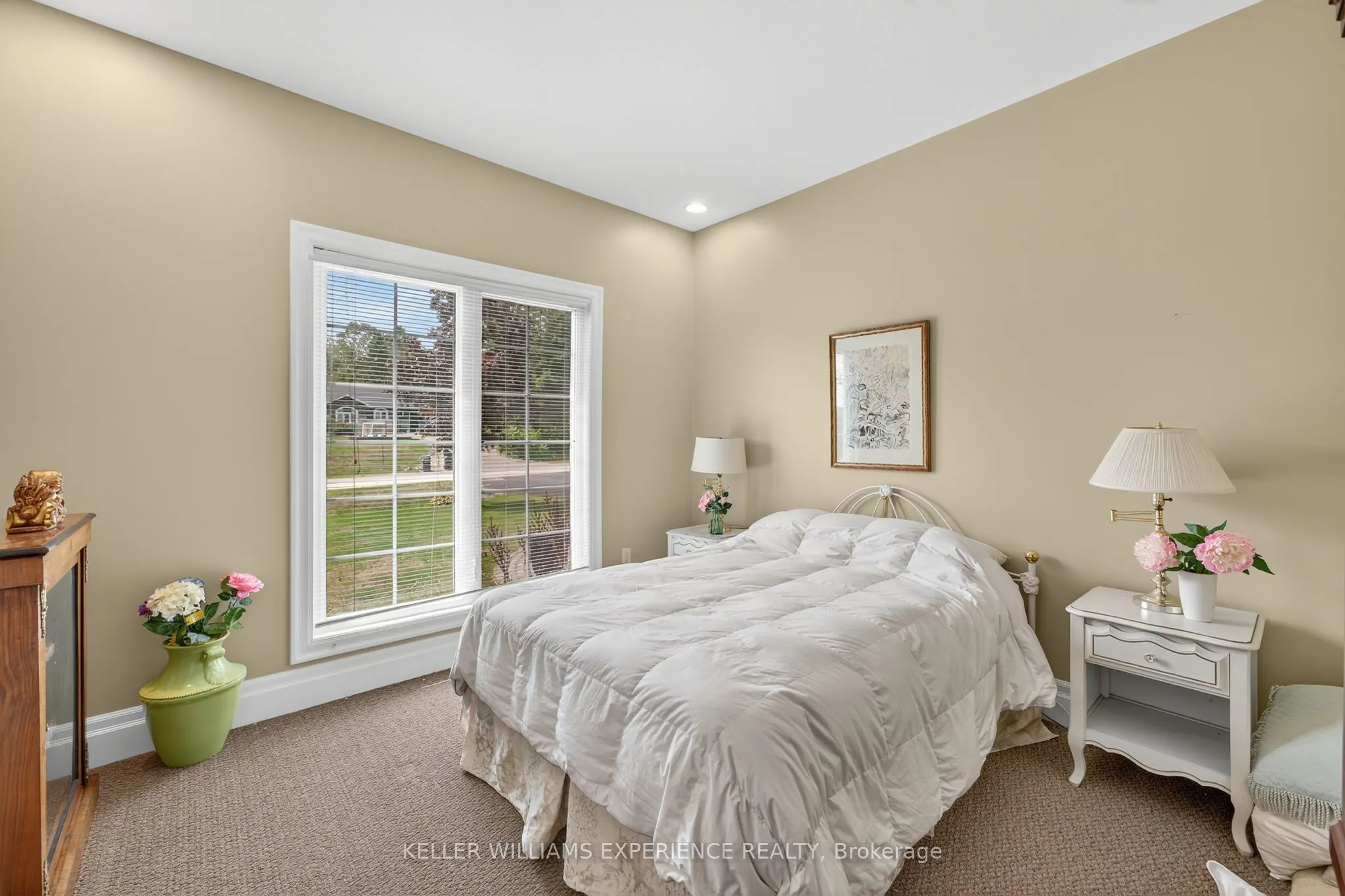25 Bridle Path