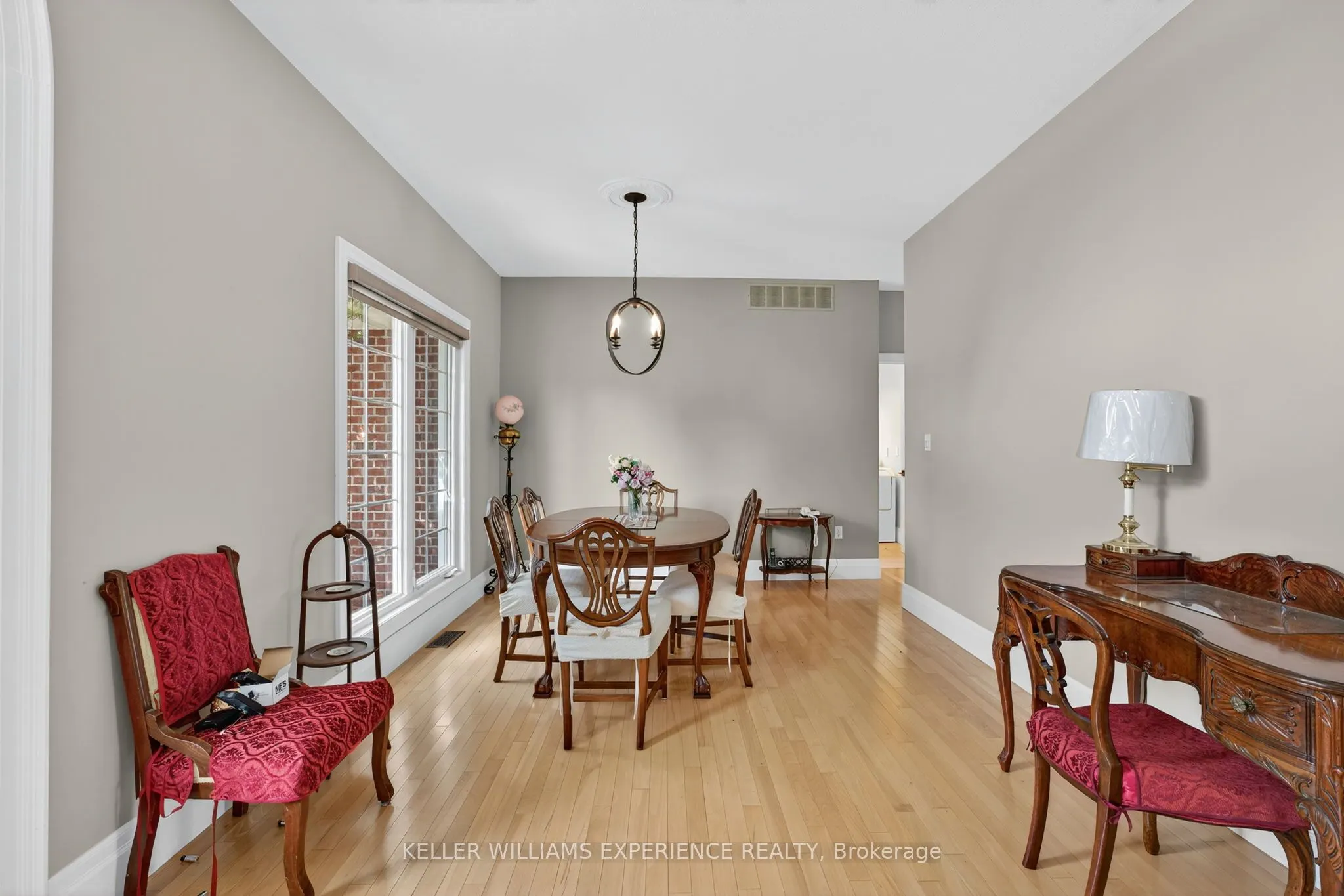 25 Bridle Path