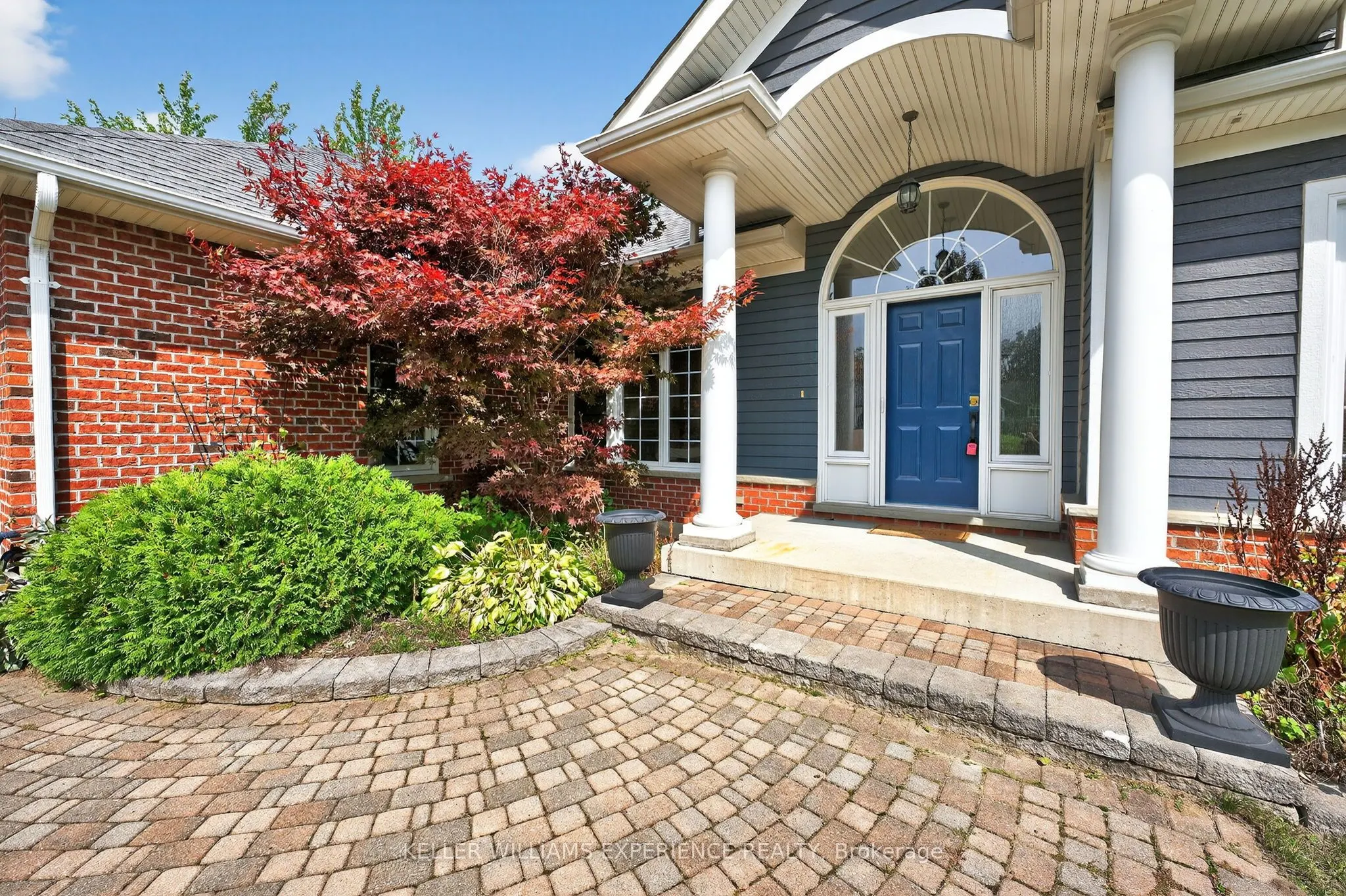 25 Bridle Path